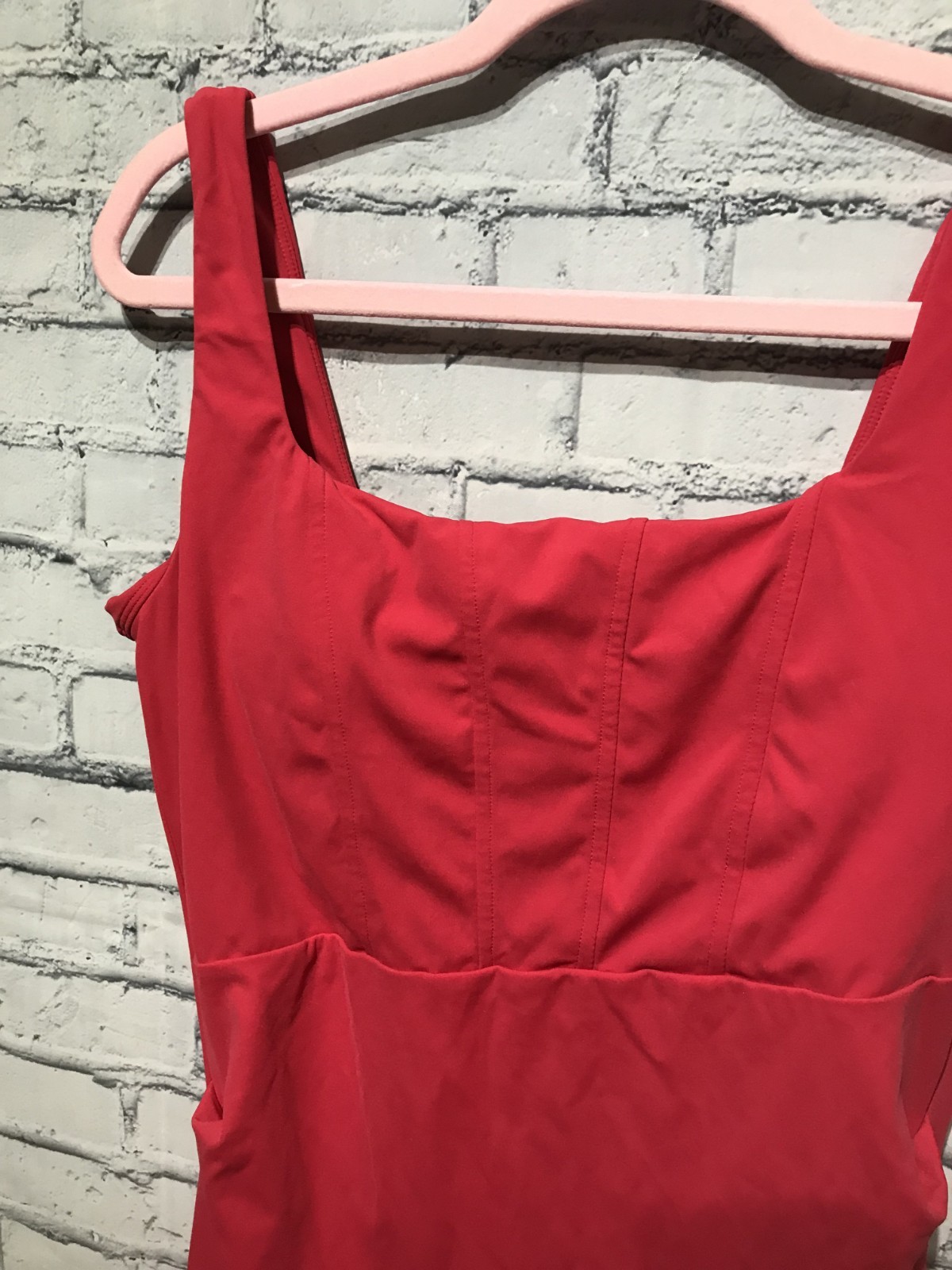 Halara, Women L, Red Sleeveless Stretch Active Athletic Bodycon Inner Bra Dress