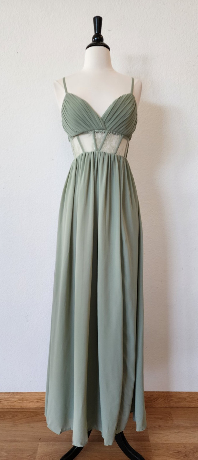 New Anthro Maxi Dress Size Medium Sage Green Lace Chiffon Goddess Hoco Wedding