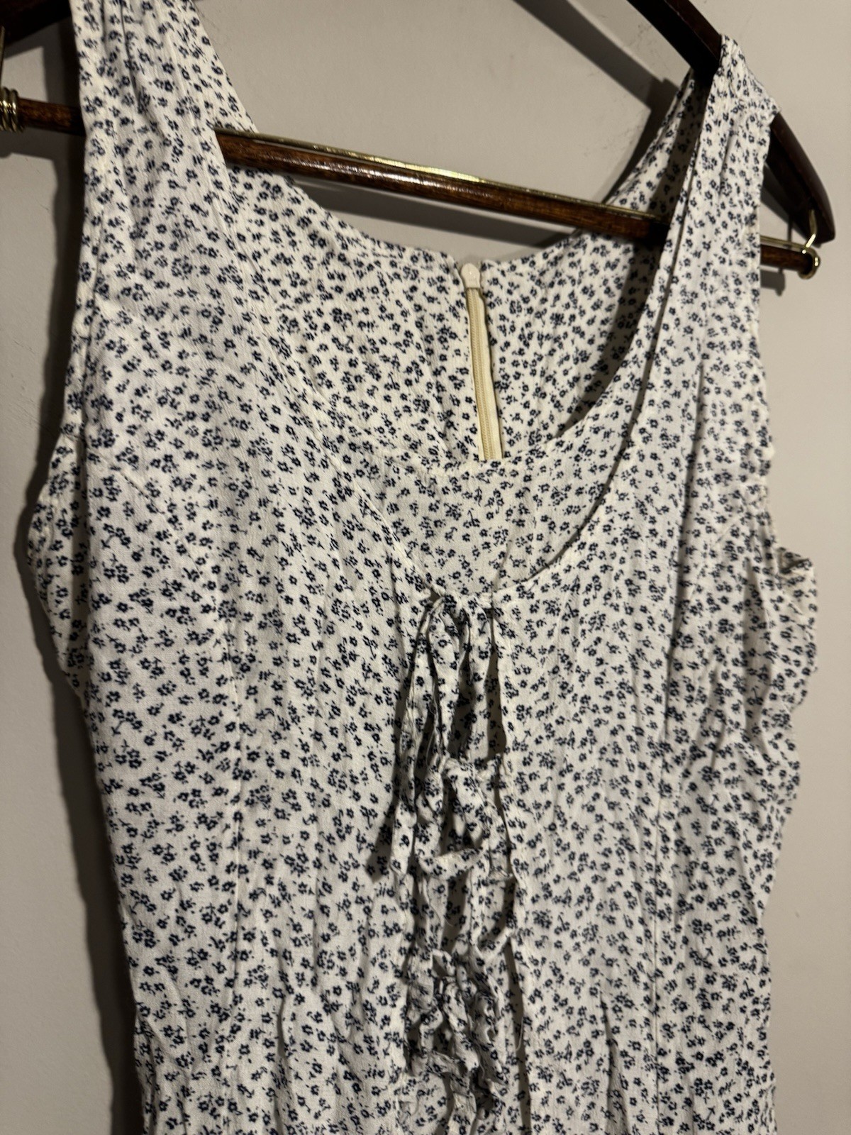 Axara Paris Sleeveless White With Blue Flower Sun Dress Sz UK 44/US 12 Designer
