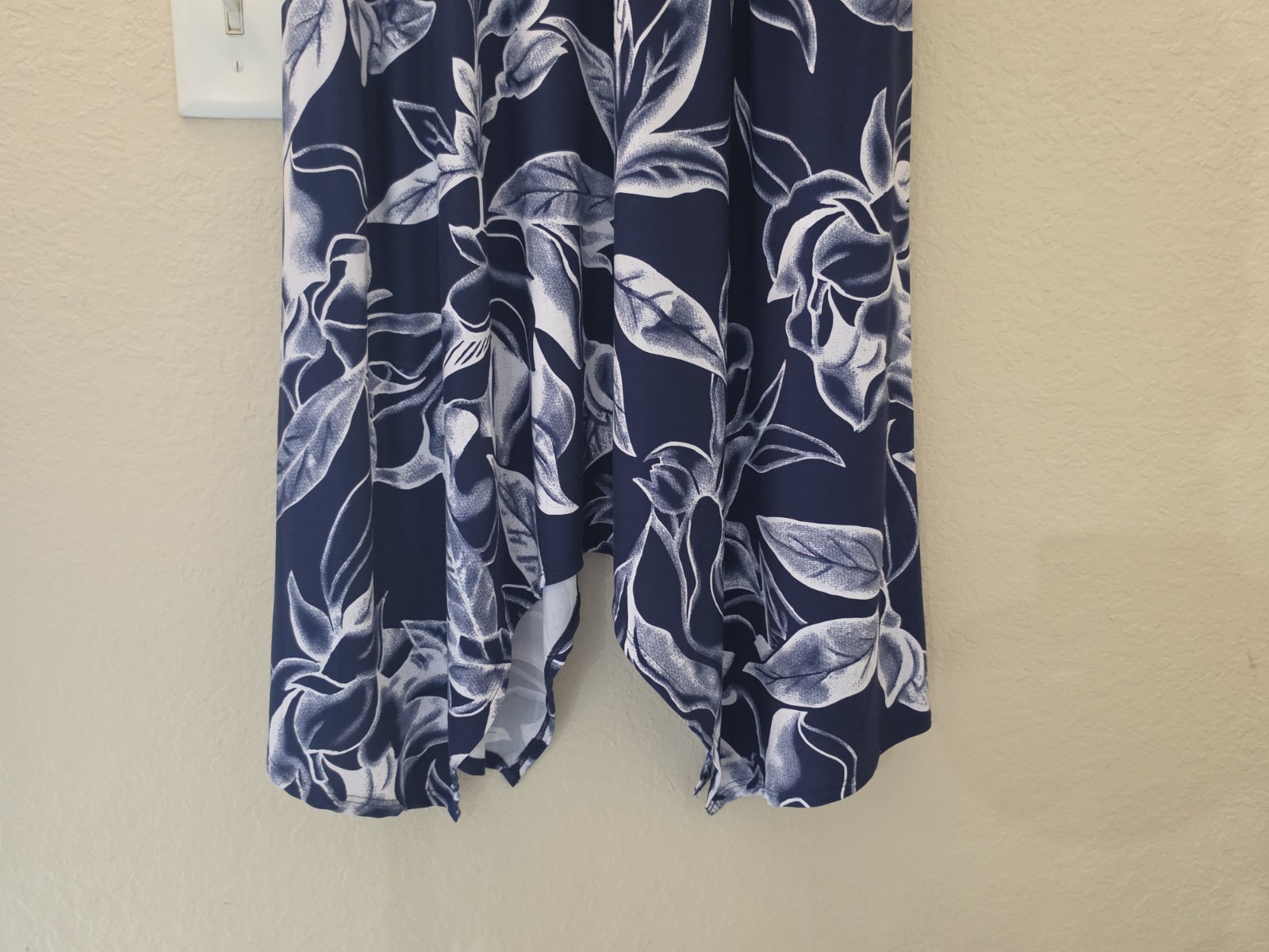 NWT Soma Dress Womens Medium Navy Blue Grey White Floral Tiered Asymmetrical Hem