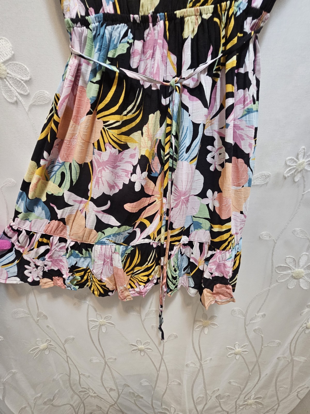 Hurley NWT Womens Small Multicolor Minidress Floral Tropical ResortWear Flirty