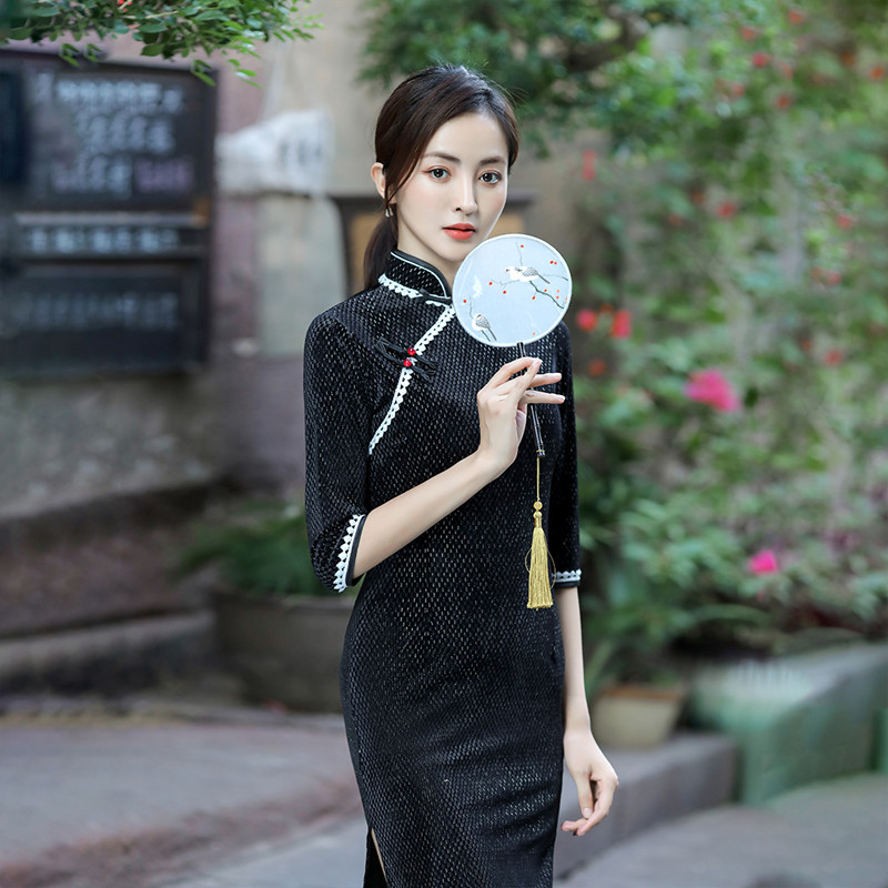 Young Lady Improved Cheongsam Split Shining Dress Long Velvet Qipao ChineseStyle