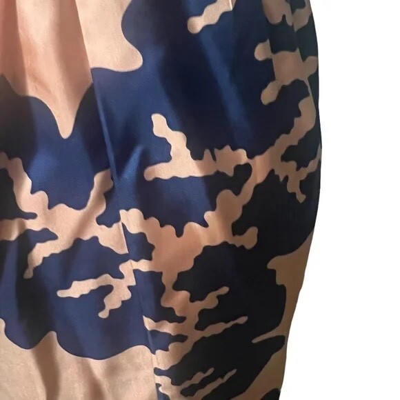 Britt Ryan Boutique Silk T‎ Back Ruffle Women’s SZ 4 Dress W/Gold Floral Buttons