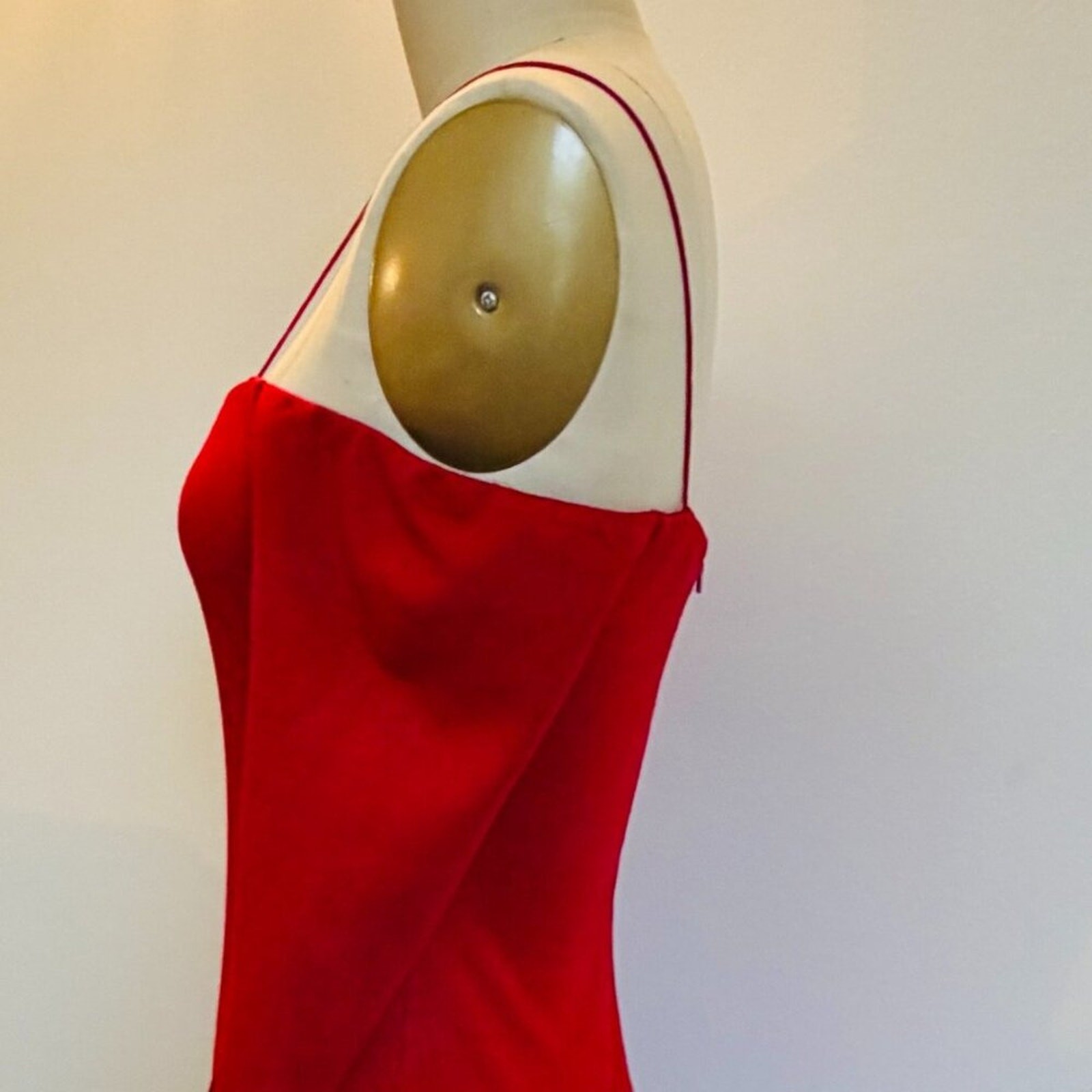 Alice +Olivia DorindaFitted Red Long-Sleeved Off the Shoulder Midi Dress, Size 4