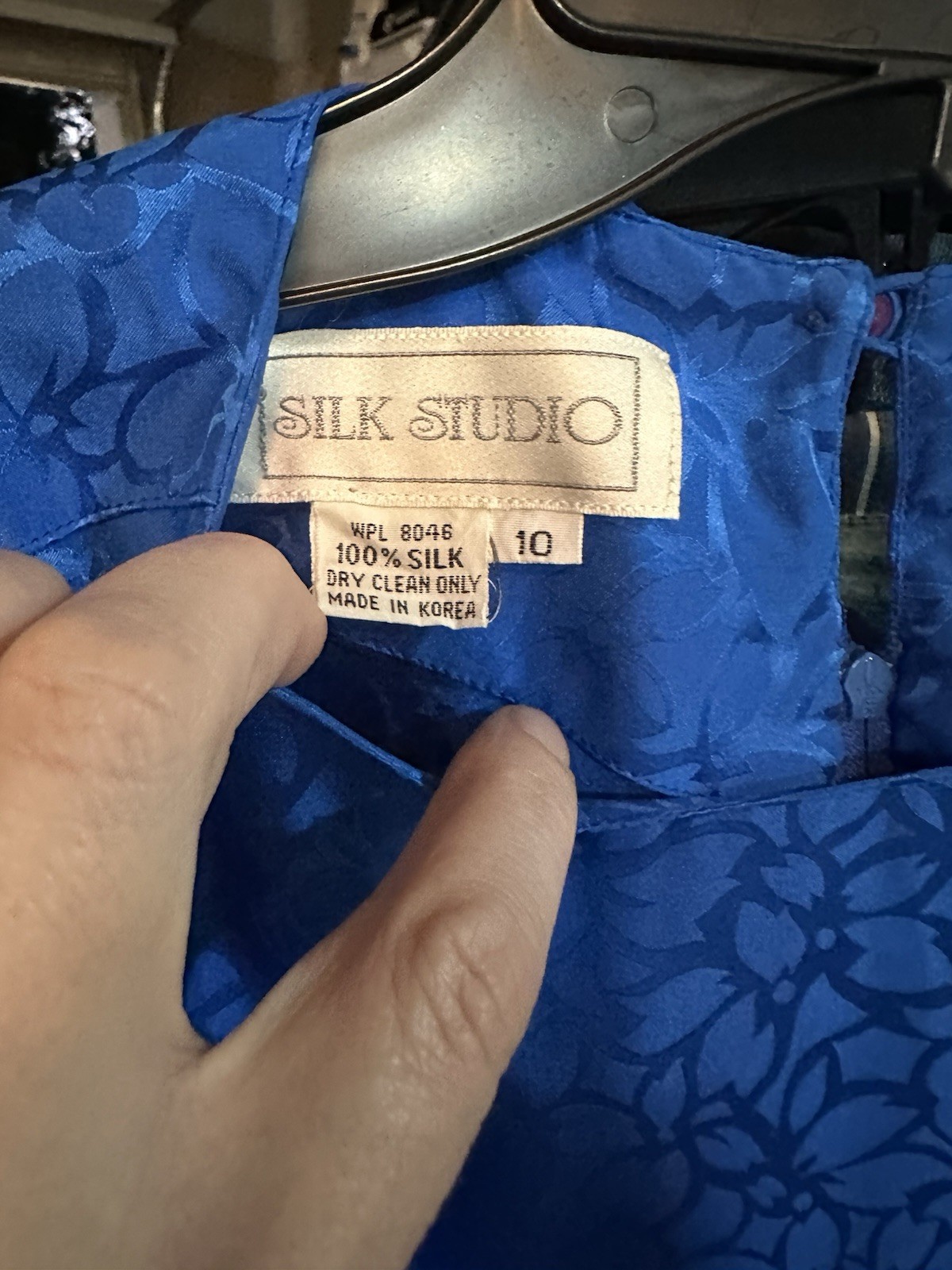 Silk Studio,royal blue,button front,padded,quarter sleeves,100% SILK,sz10,M