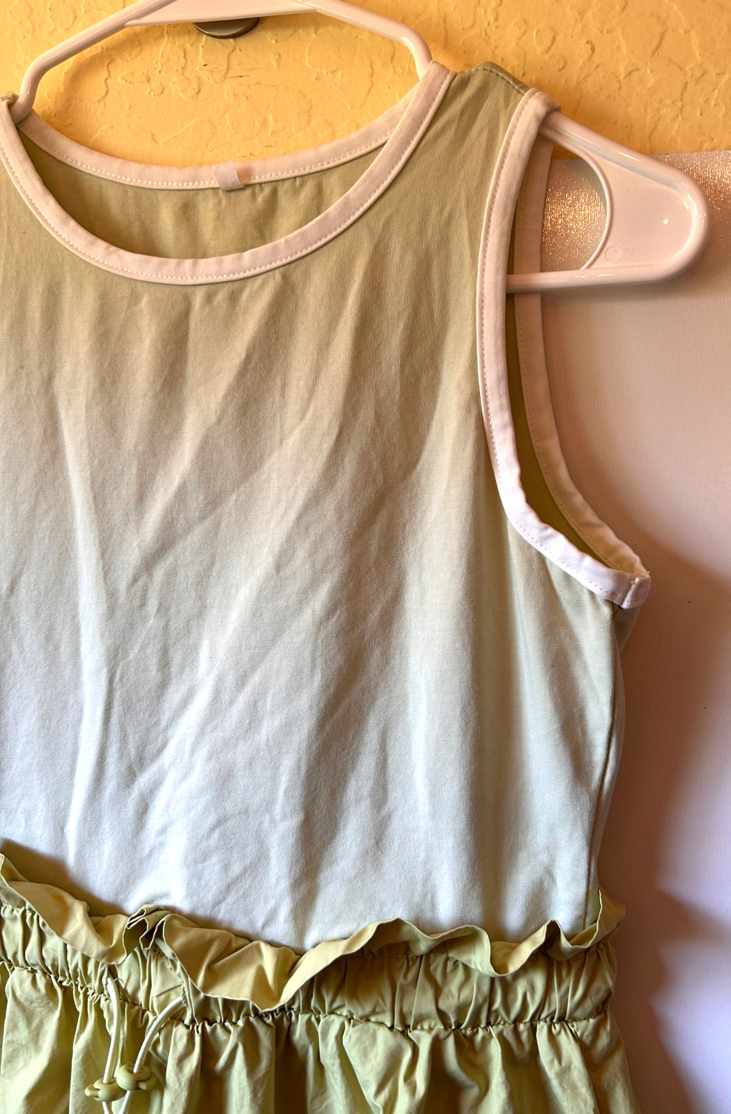 Unbranded Quick Dry Draw-string Tie Waist Stretch Dress XS Lime Garden Boho RARE