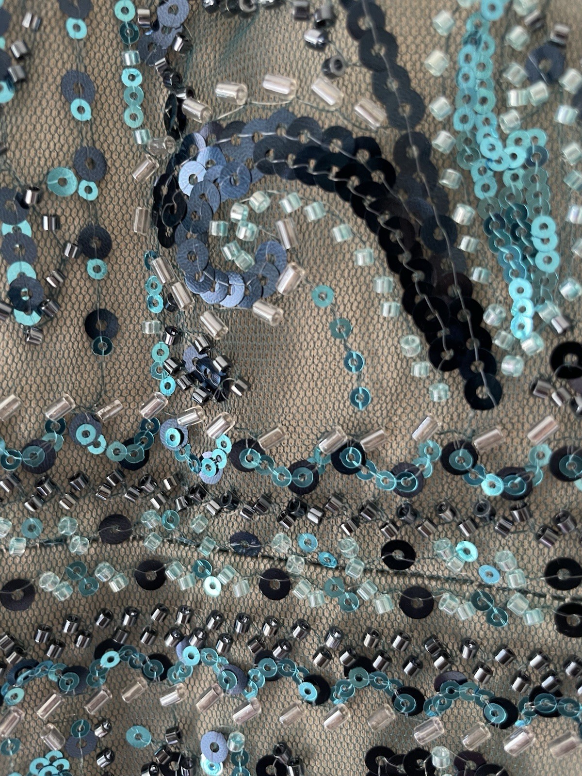 BABEYOND Blue/Black Sequin Beaded Mesh Midi Dress V-Neck 3/4 Puff Zip 12