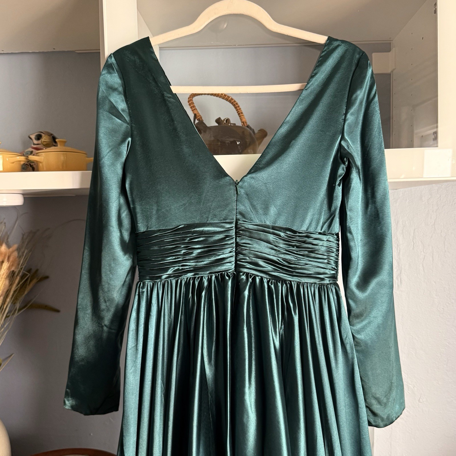 Hebeos A-Line/Princess V-Neck Long Sleeves Sweep/Brush Train Satin Dress 2 Green