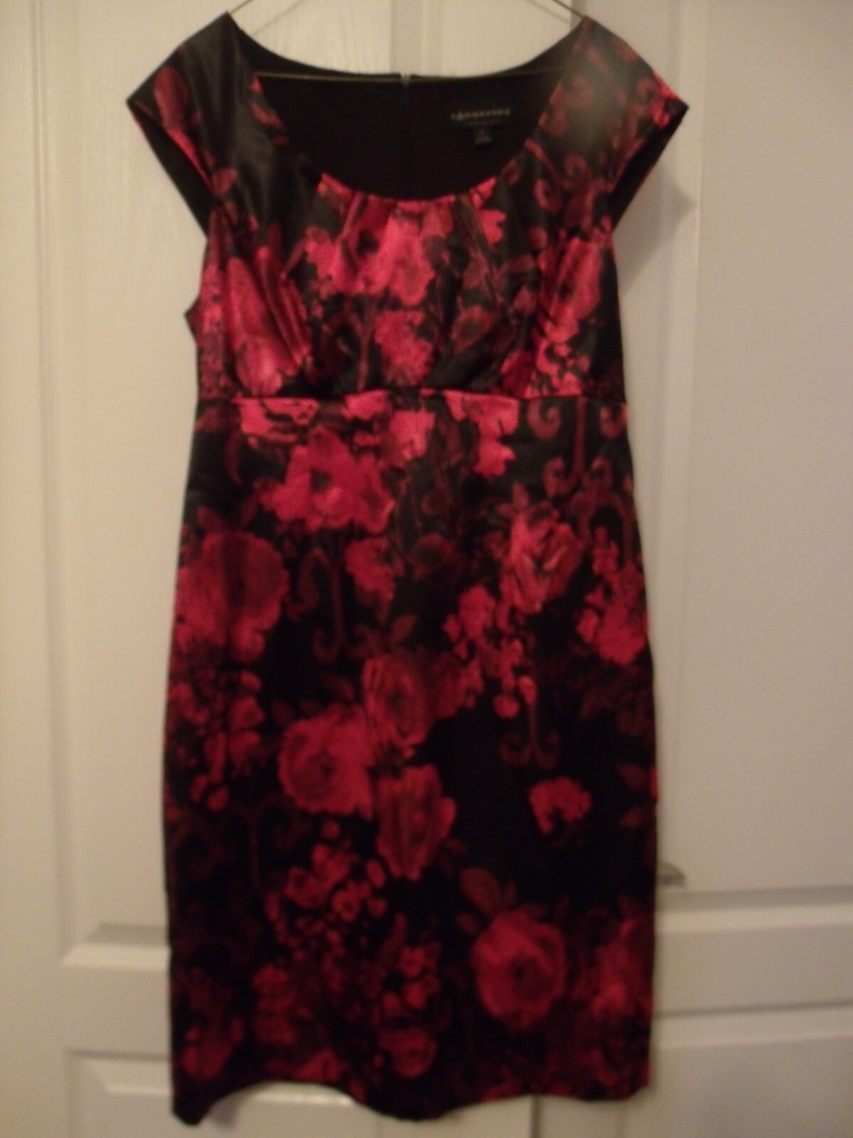 women’s large red and black dress from Sri Lanka