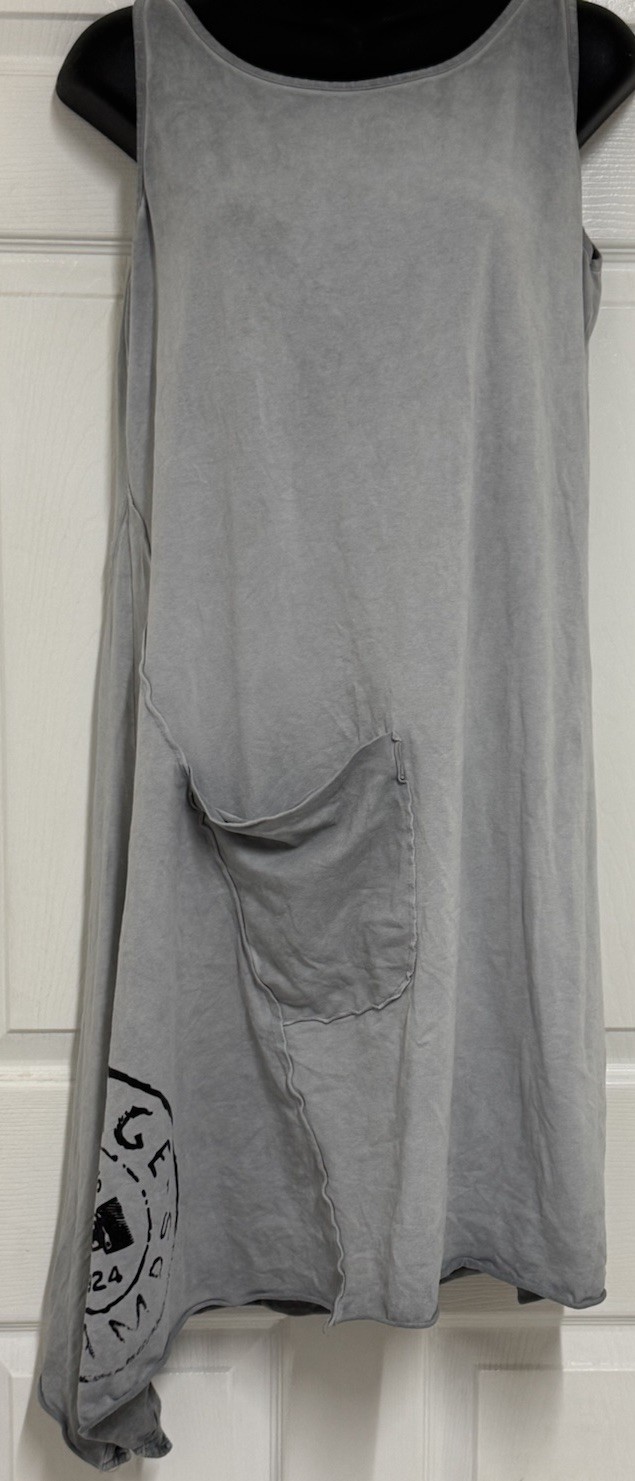 LUUKAA Women’s Sleeveless Dress Asymmetric Pockets Lagenlook Artsy Stamps 2 8 10