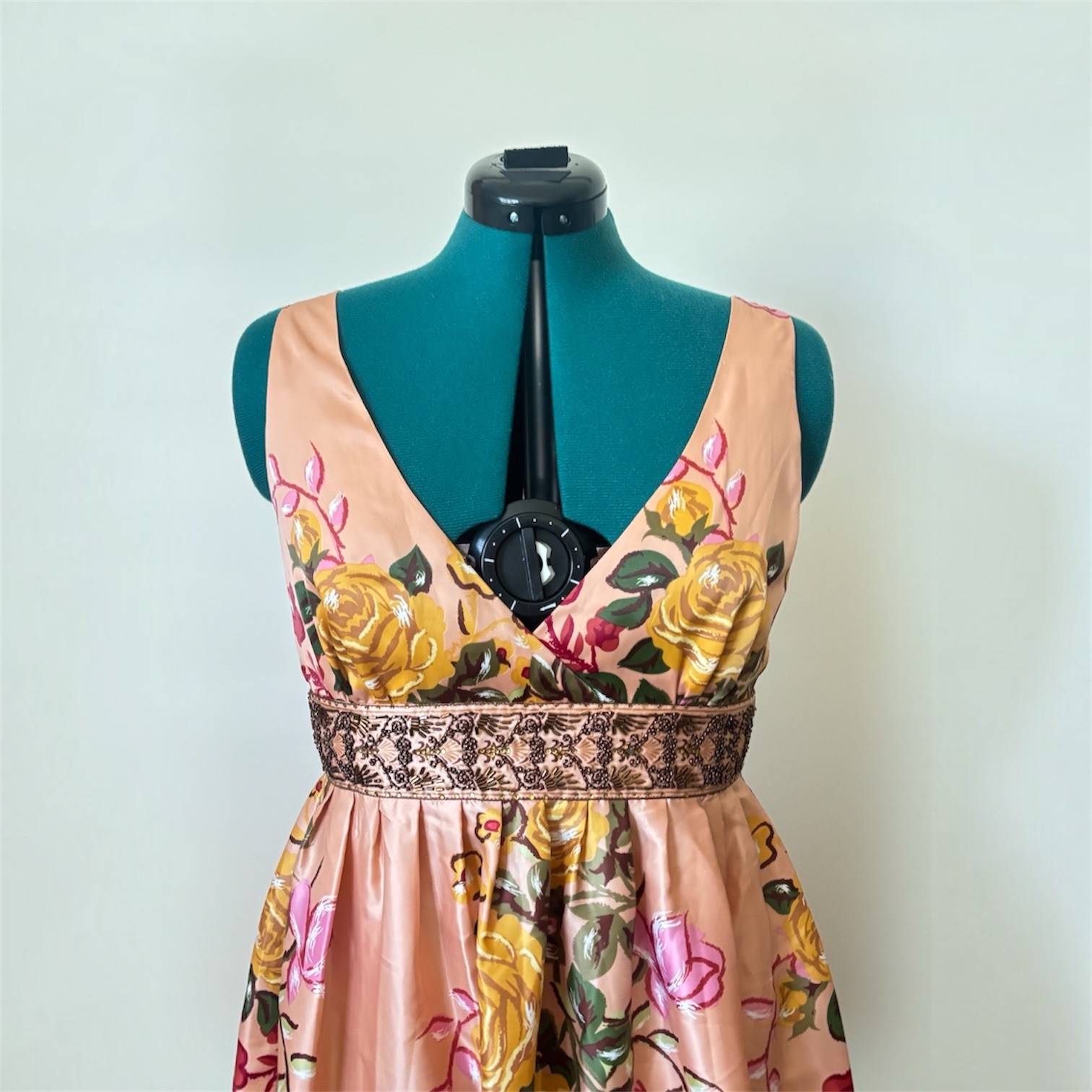 Forever Twenty One Peach Floral Satin Fit & Flare V-Neck Beaded Dress L