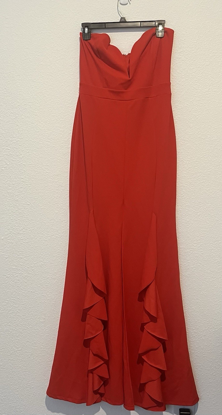 NWT Symphony Red Strapless Ruffle Slit Maci Formal Prom Wedding Dress Size Large
