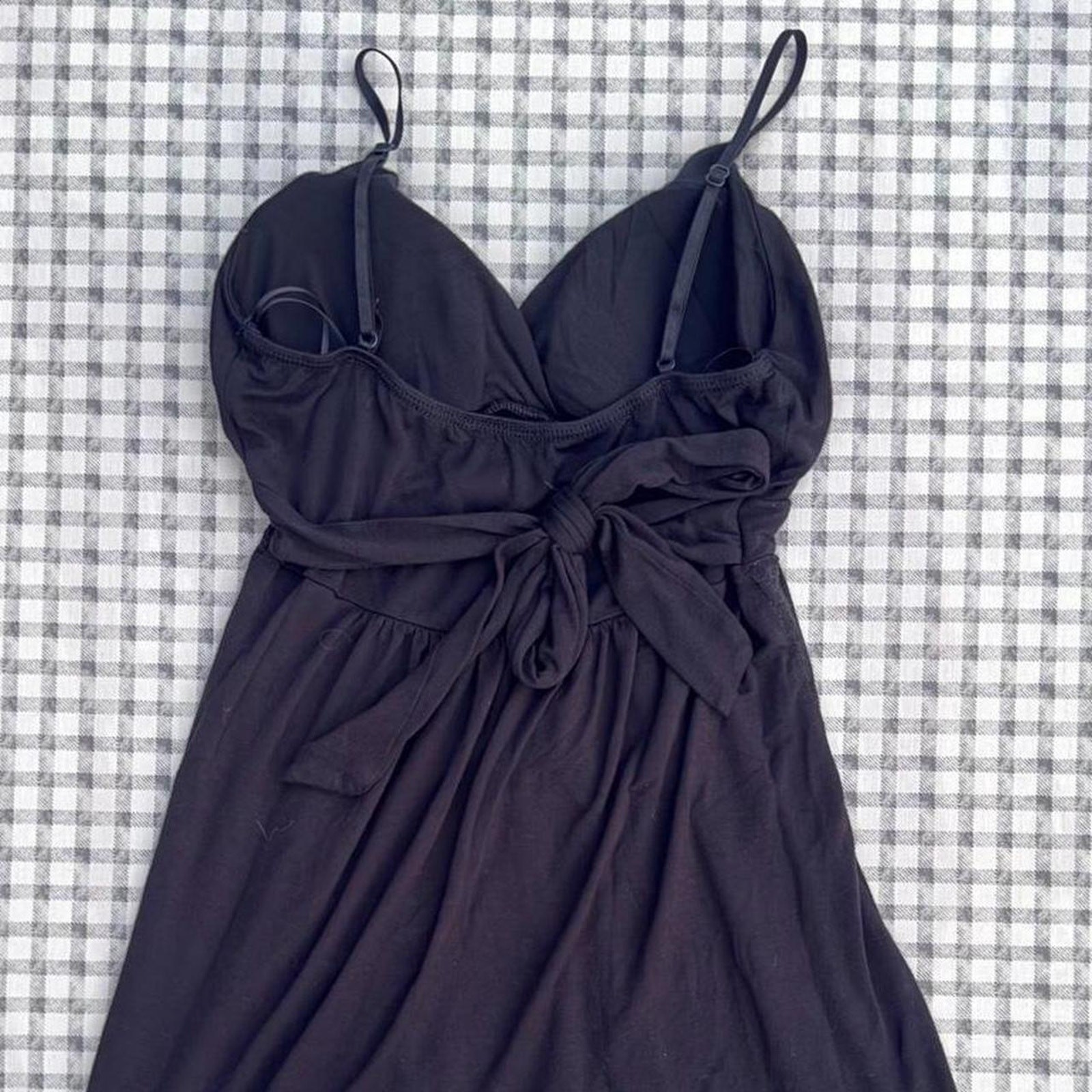 Wet Seal 2000’s hibiscus mni tie back dress