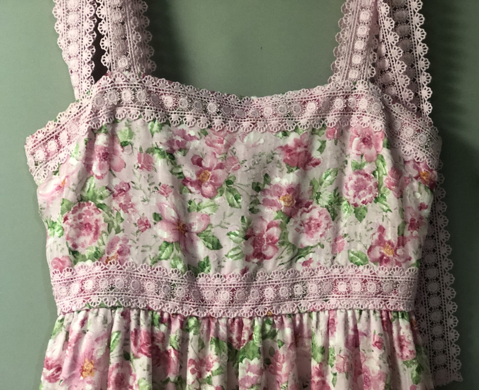 Size Medium By The River Pretty In Pink Floral & Lace Maxi Dress