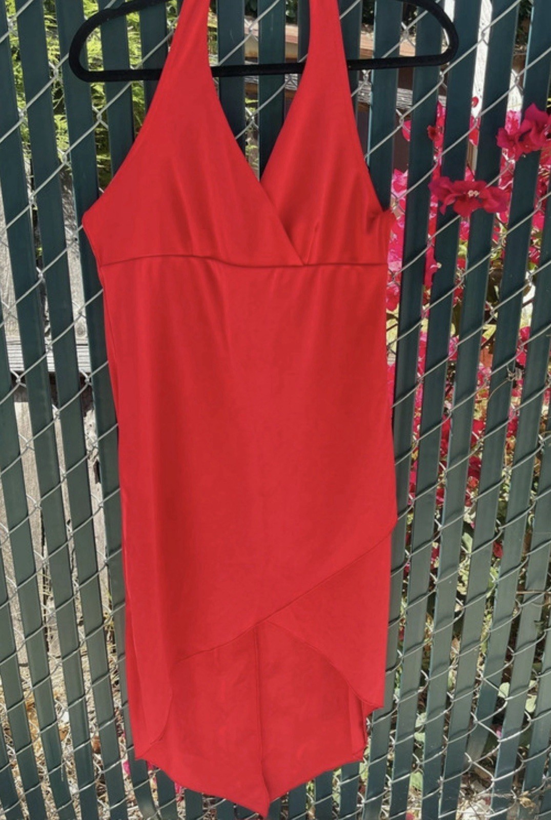 Younique Women’s Red Solid Halter Neck Sleeveless Mini Dress L Asymmetric