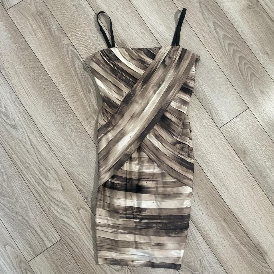 Guess Los Angeles beige and espresso, ruched bodycon mini dress size Small