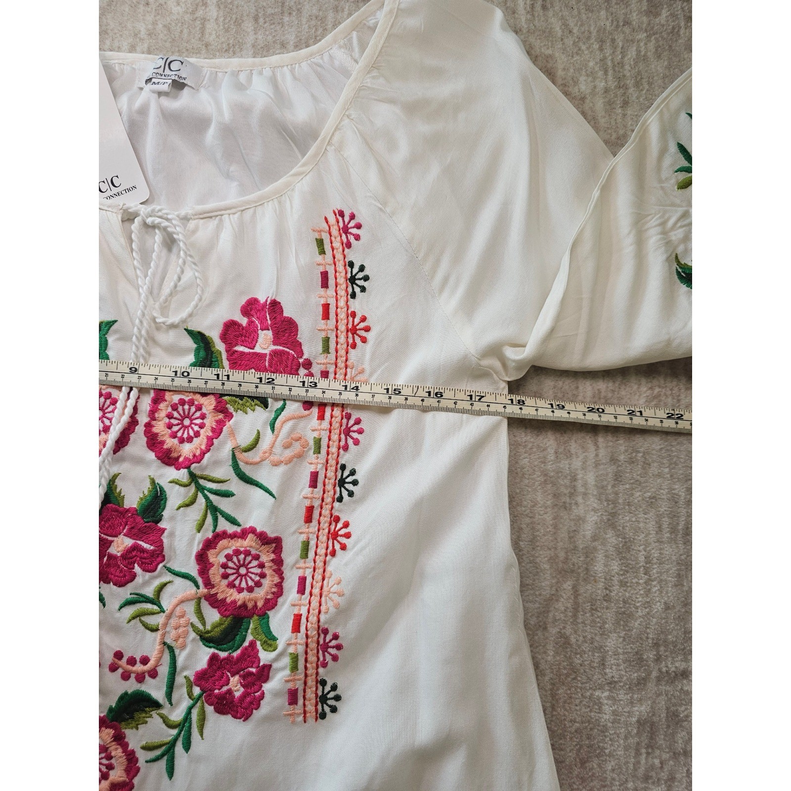 Chic Connection White Floral Embroidered Peasant Dress Tassel Tie Summer Small