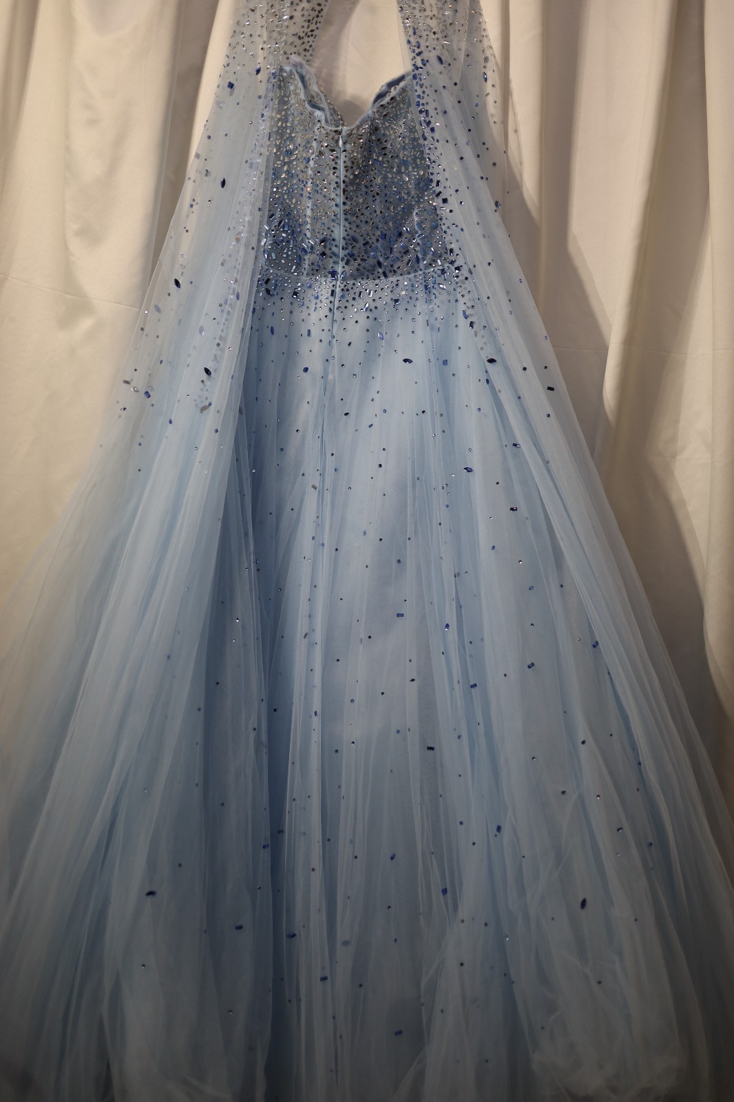 Elegant Evening Dress Light Blue Tulle Crystal Embellished Rhinestones