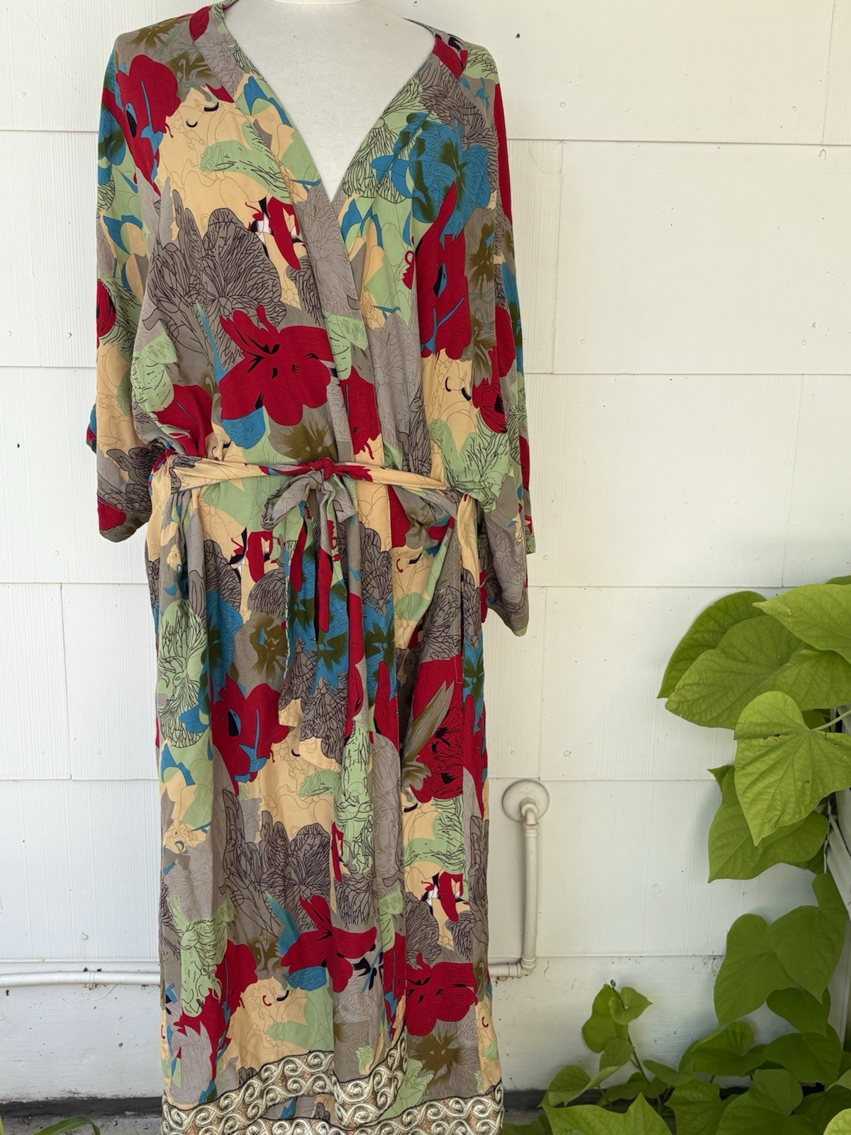 Sudara Anju Floral Robe Kimono Lounger Boho Rayon Red Blue One Size Ethical