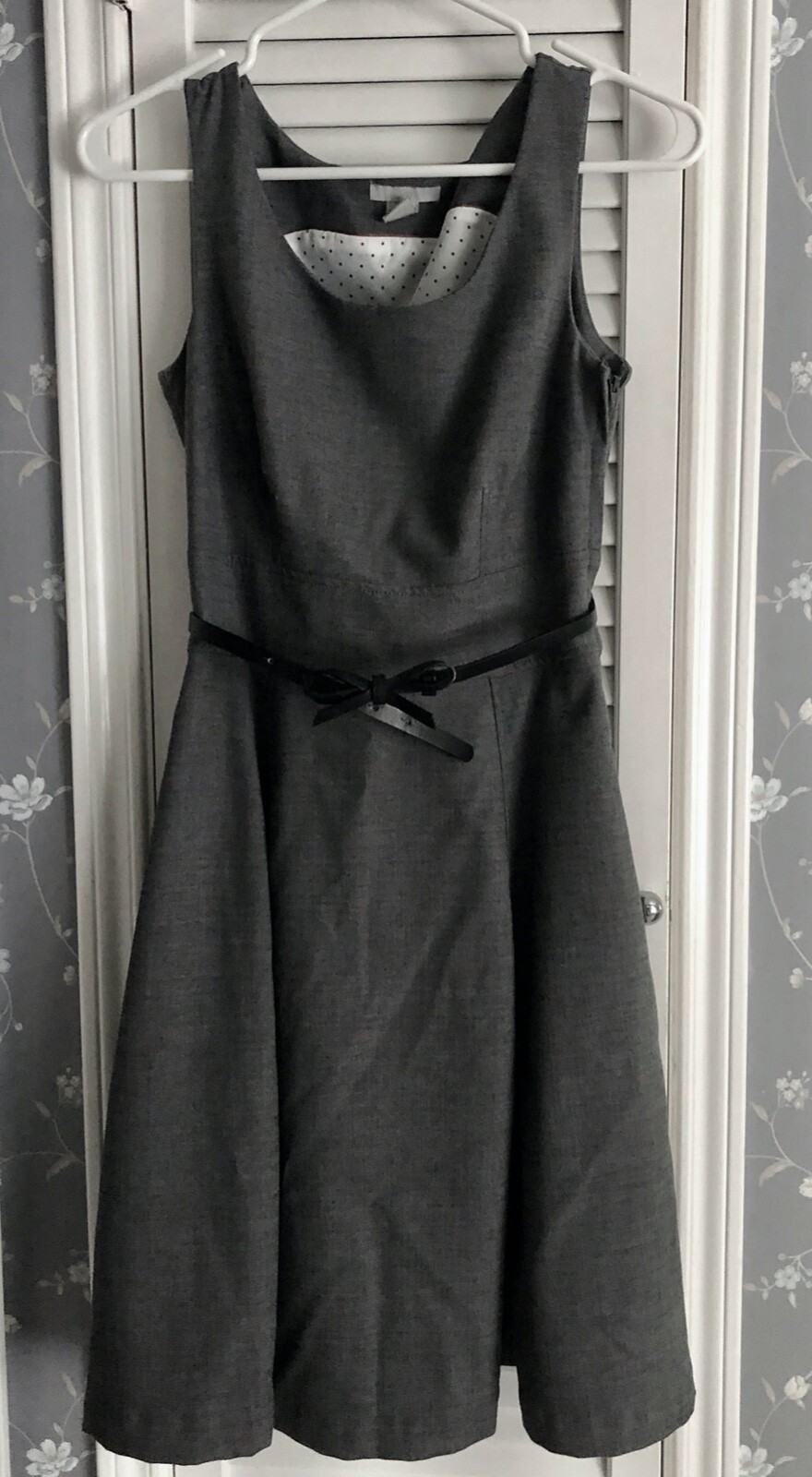 H&M Size 4 Belted Sleeveless A-Line Office Dress Gray Grey Side Zipper Lined GUC