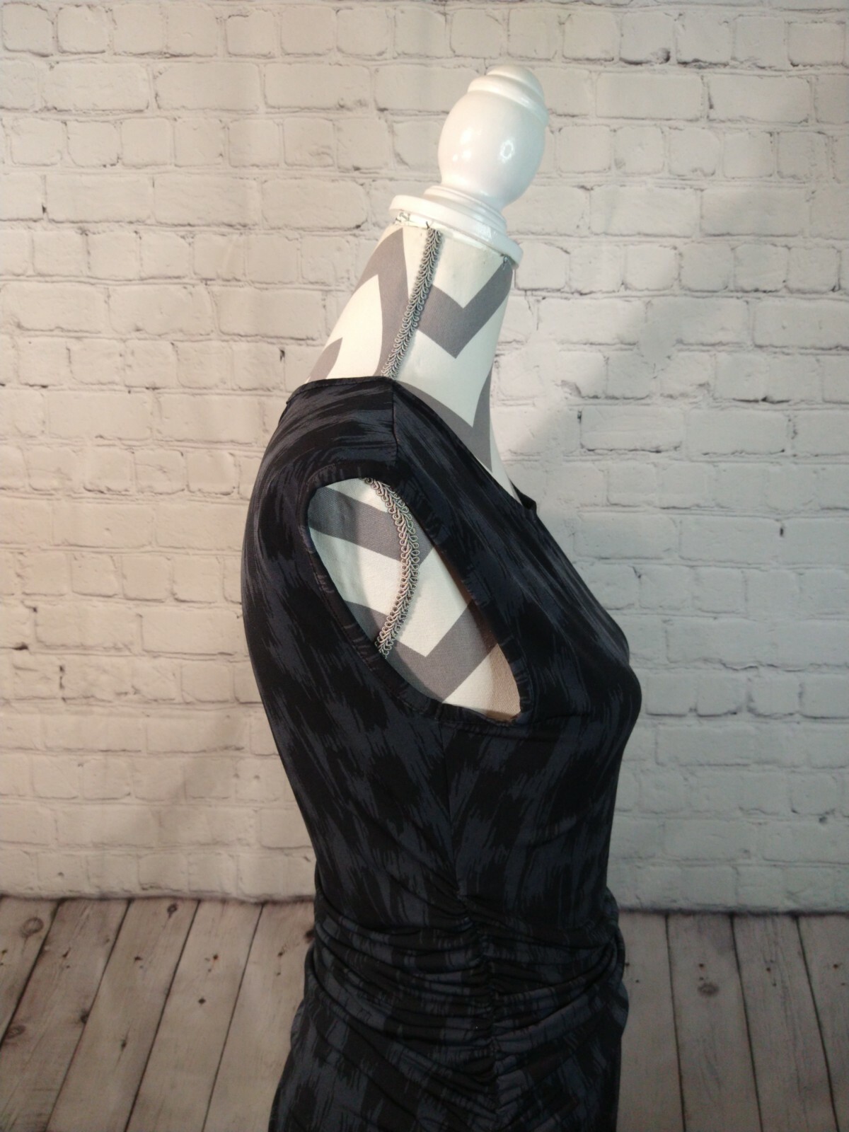 Black & navy blue BANANA REPUBLIC side rouching TUBE DRESS – sz XS / barely worn