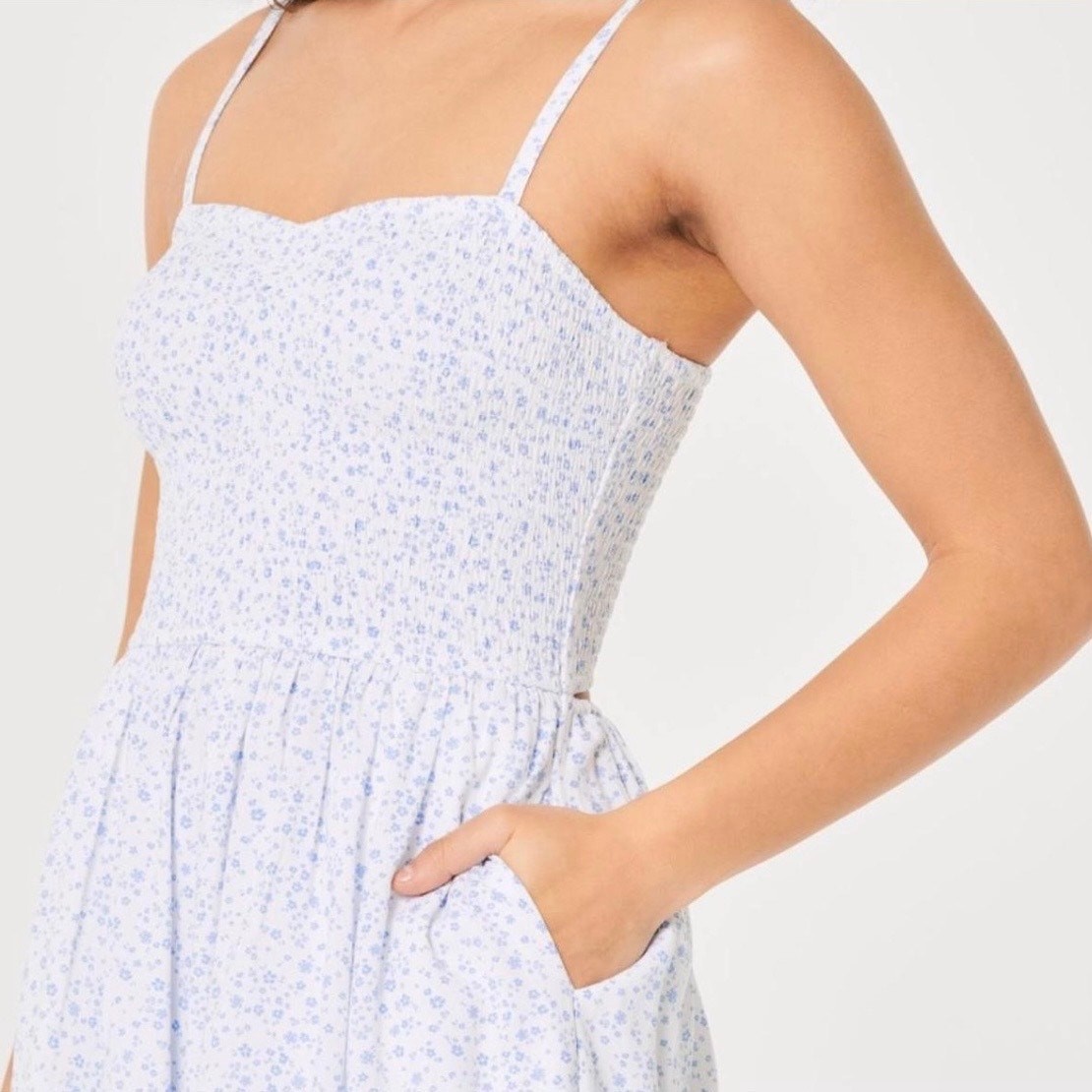Hollister White & Blue Floral Smocked Romper Dress Small