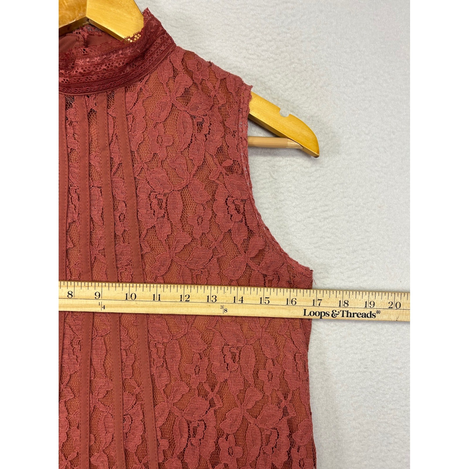 Boho Romantic Xhilaration Womens S Rust Red Lace Mock Neck Pintuck Shift Dress