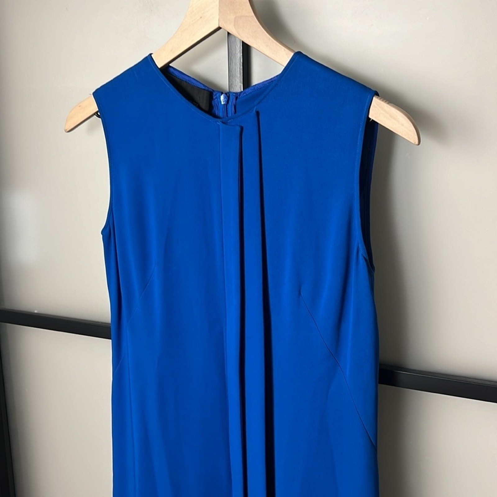 Cedric Charlier Crew Neck Dress with Pleats Size US 8