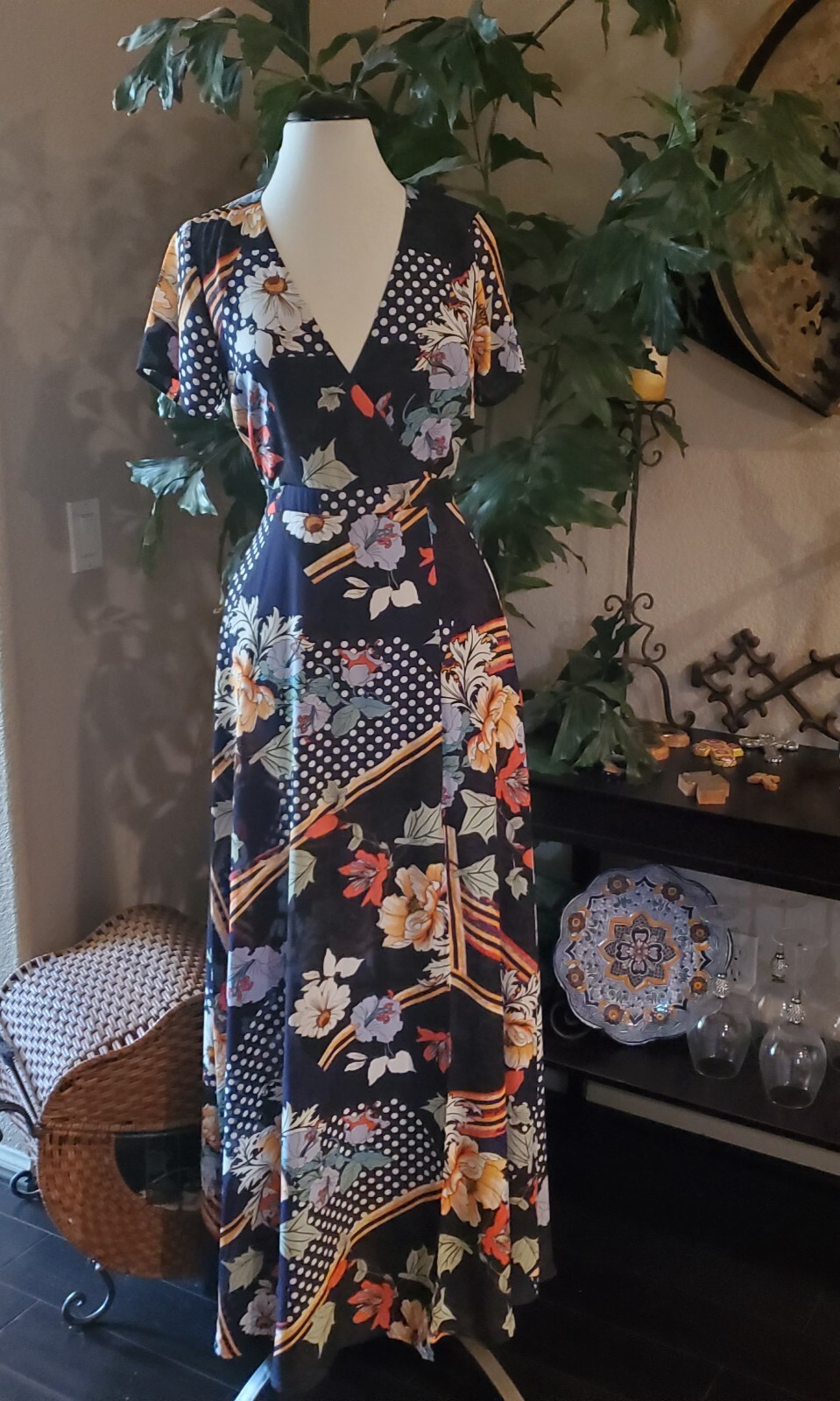 Lulu’s Aleta Maxi Dress Womens Short Sleeve Surplice Cross Bodice Tie Back M