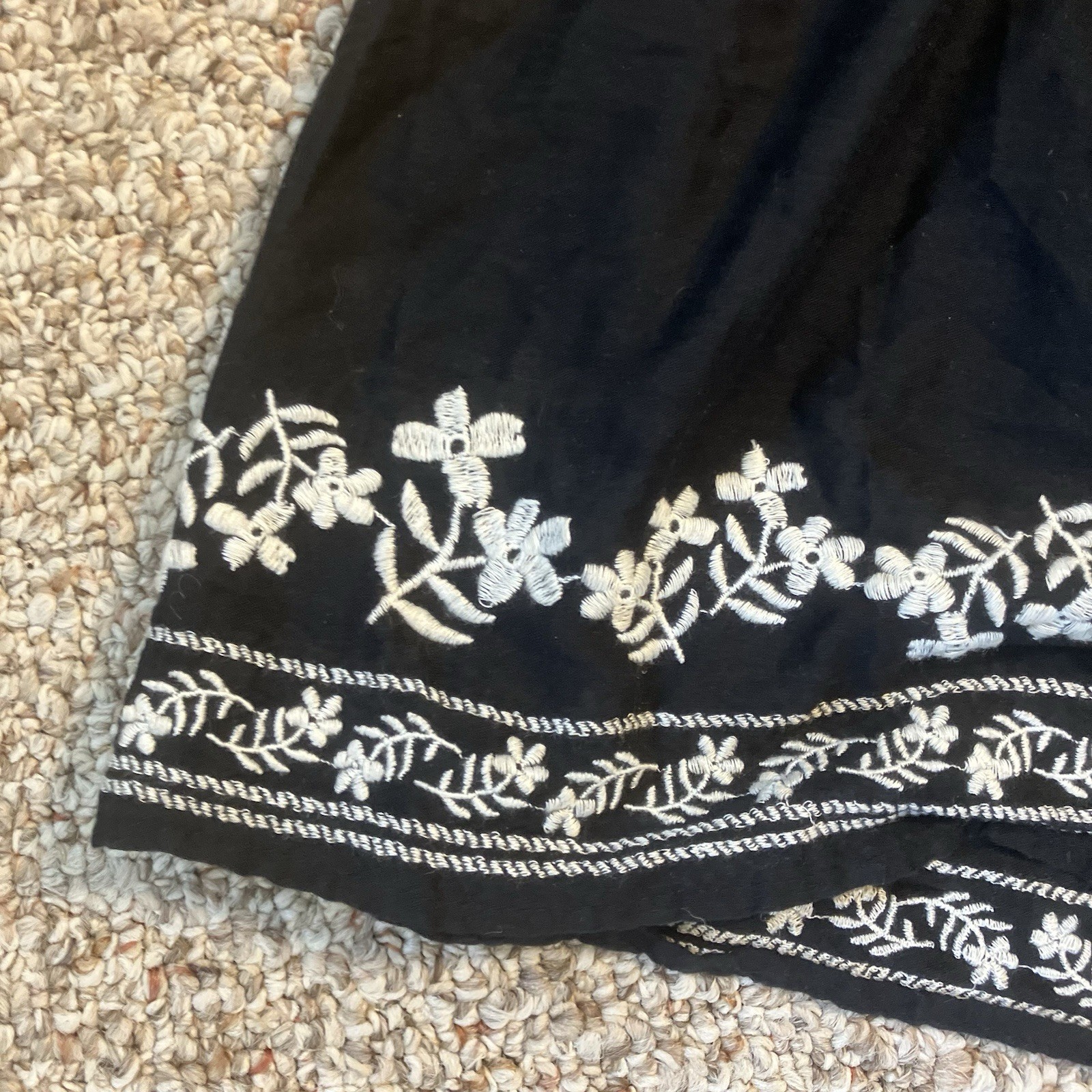 Old Navy Womens Flutter Sleeve Dress Size 3X Black White Embroidered Peasant