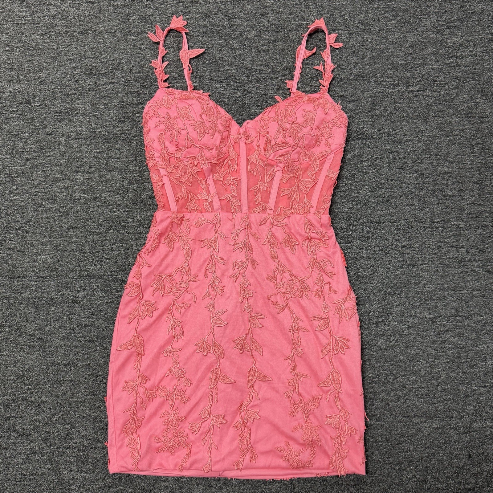 Women’s Pink Sheer Embroidered Floral Homecoming Cocktail Party Dress Sz S