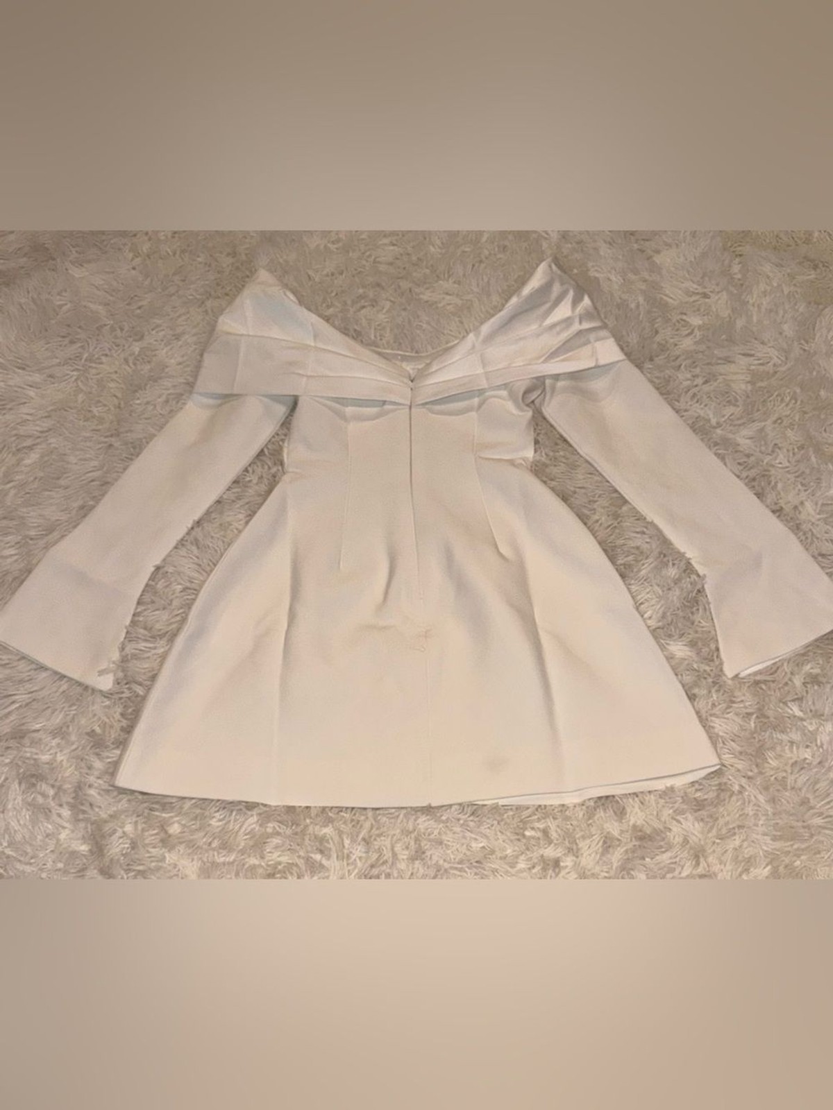 NEW Odd Muse The Ultimate Muse Bow long sleeves white Minidress Sz XS