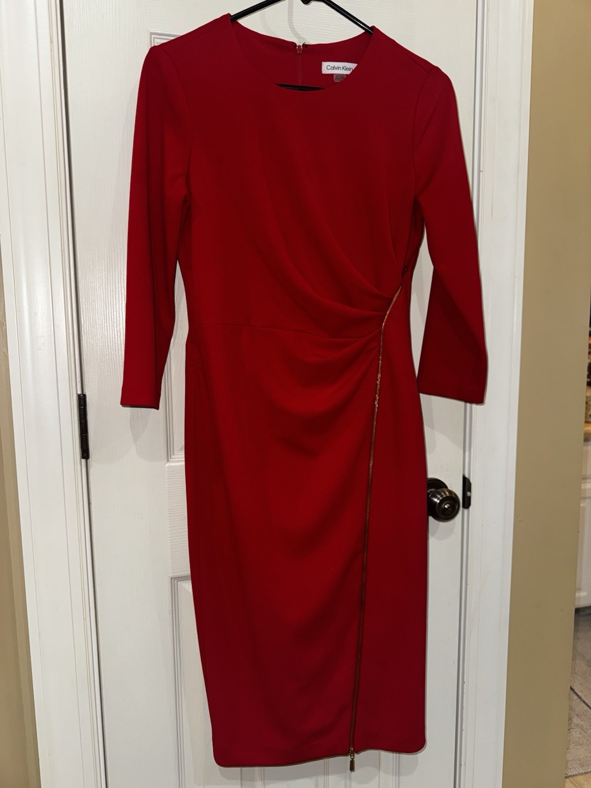 Calvin Klein Red Long Sleeve Side Zipper Ruched Sheath Dress Size 6