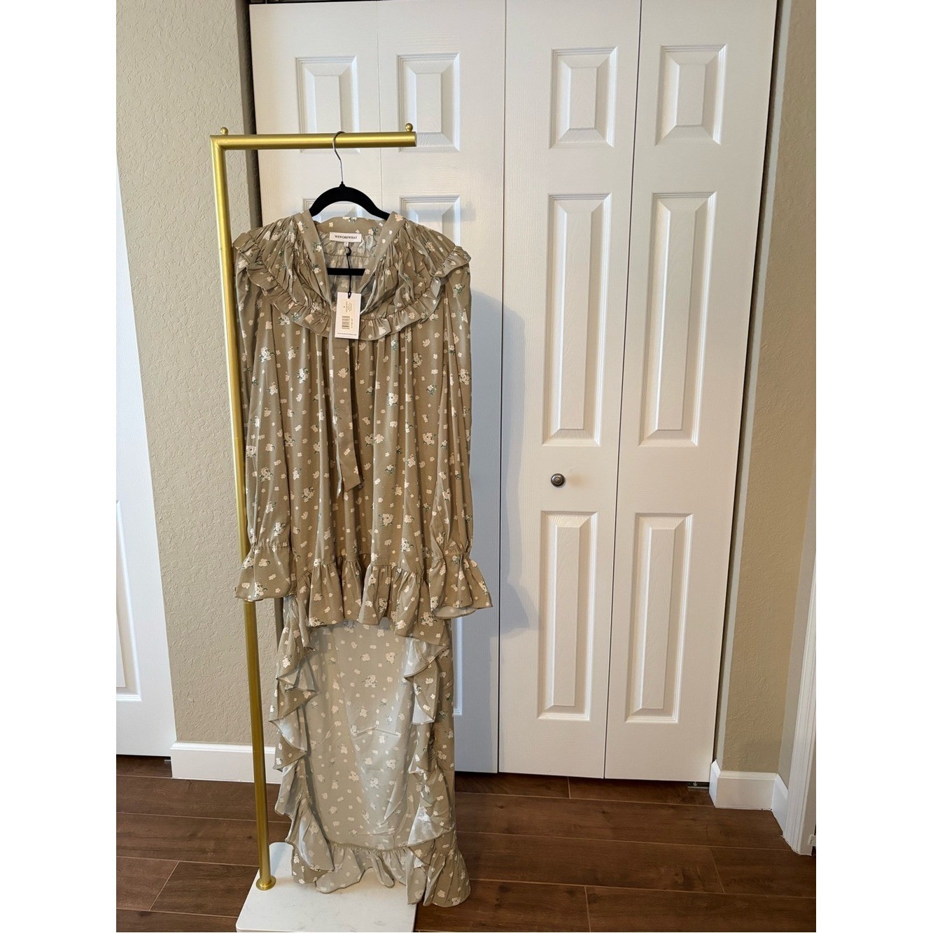 WeWoreWhat Dress NWT Olive Floral Ruffle Maxi High Low Dress, Size S Romantic