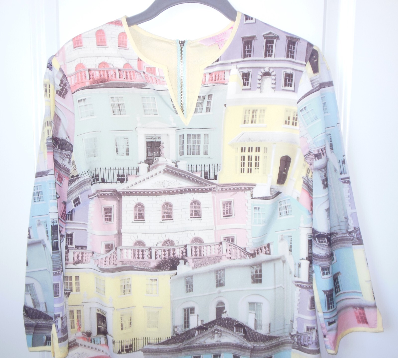 Ted Baker London Shift Dress sz 1 (US 4) Regency Houses Pastel Colors 3/4 Sleeve