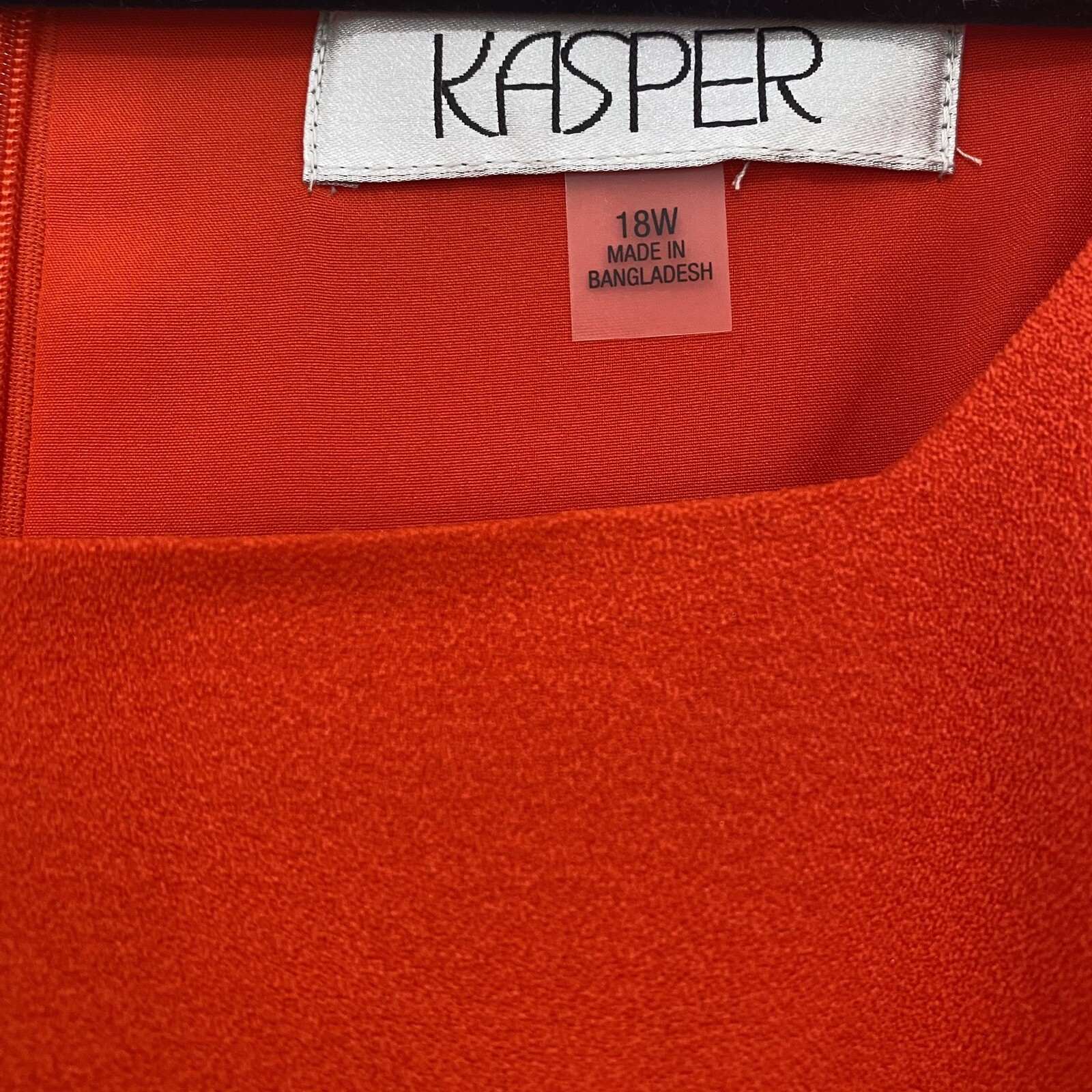 Kasper Sz 18W Plus Scarlet Red Solid Red Sheath Sleeveless Dress Square Neck B5