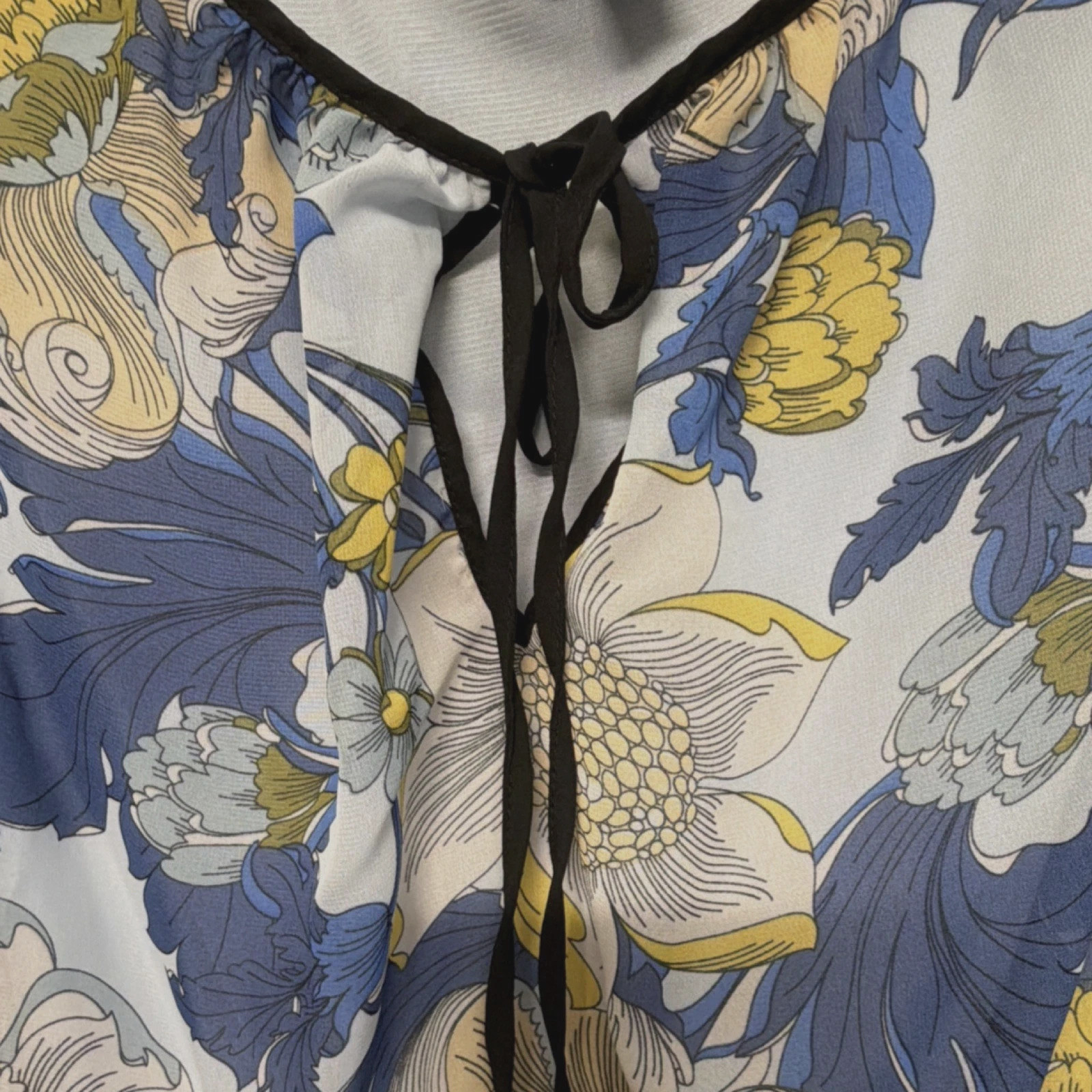 FLORAL DRESS by BEIGE*ECI-BLUE/YELLOW/TAN & BLACK-SIZE XL-PRE OWNED