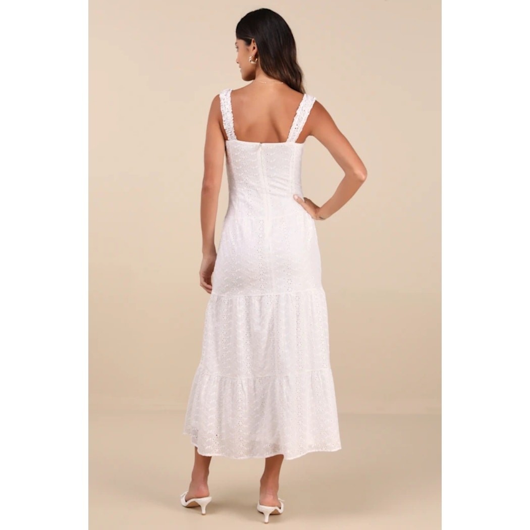 NWT Lulus Nerissa White Eyelet Embroidered Ruffle Drop Waist Midi Dress Tiered M