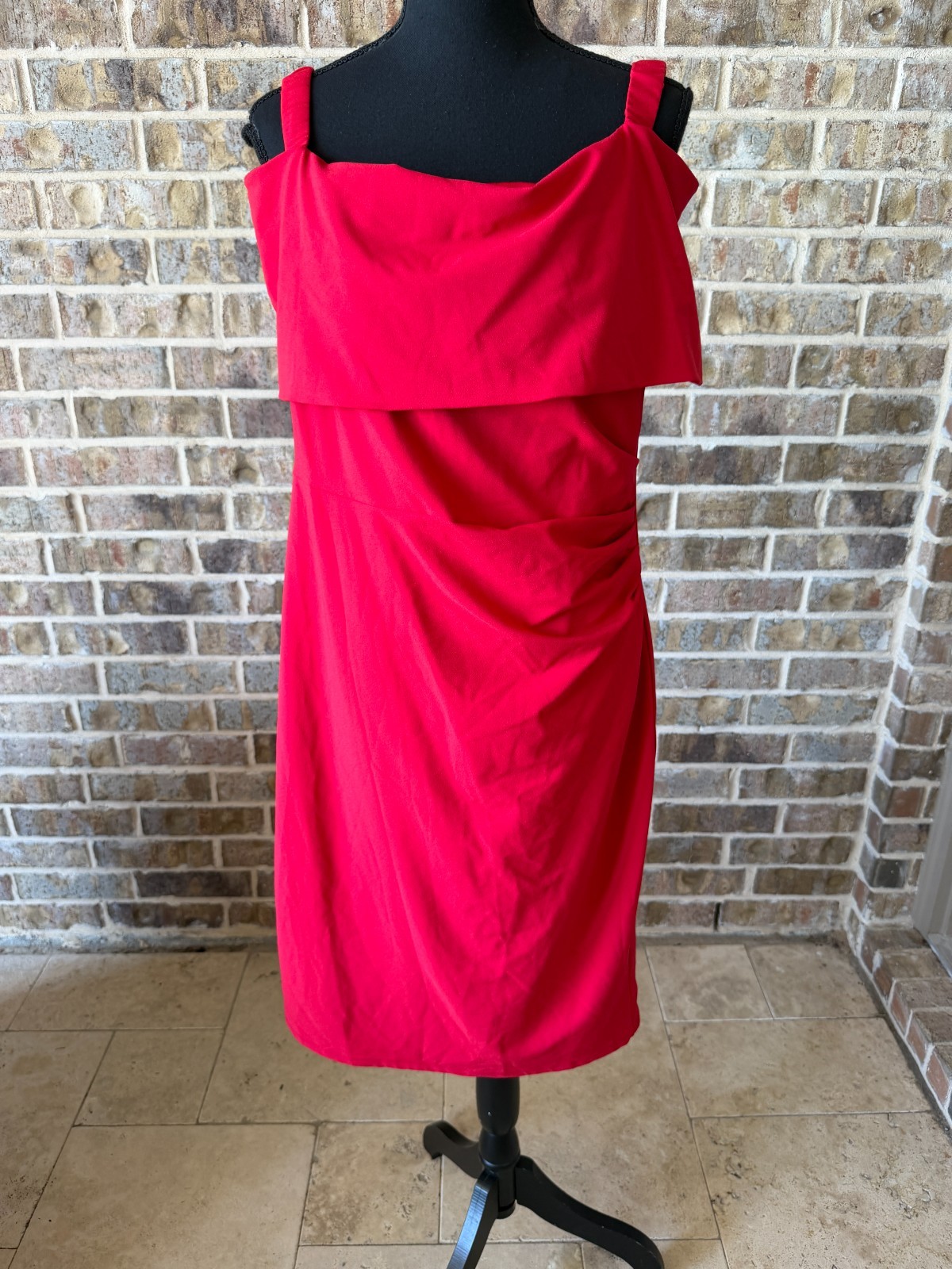 Marina red dress cold shoulder sheath style knee length cocktail dress size 14