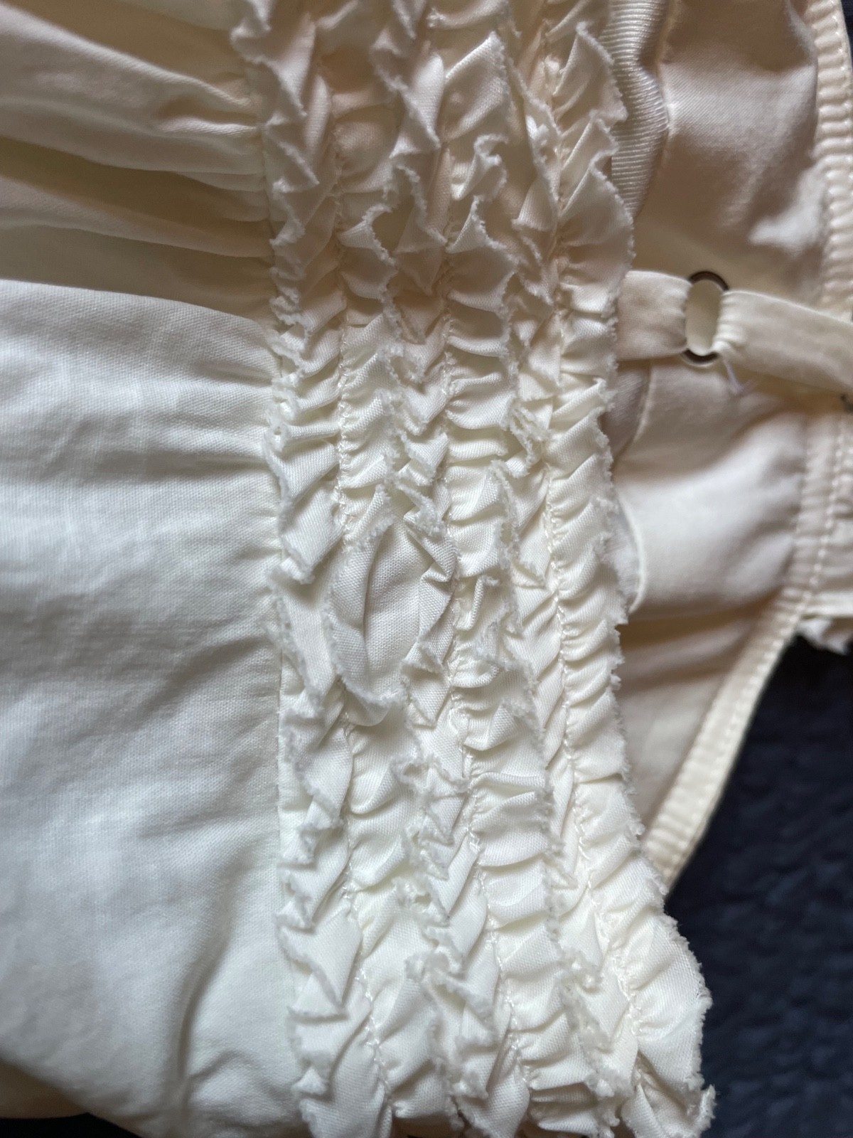 BCBGMAXAZRIA Bubble Hem Dress Size Ivory Ruffles XS