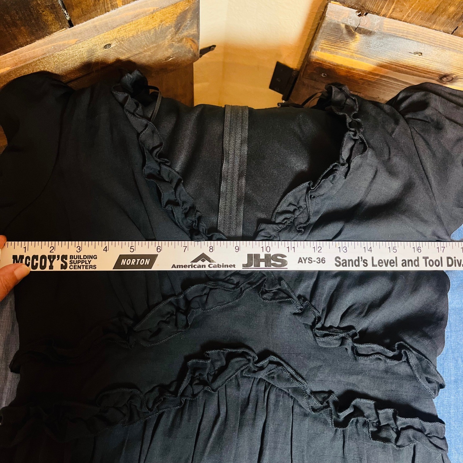 Trixxi Francesca’s Black Ruffle Mini Dress V-Neck Puff Sleeve L NEW Rodeo