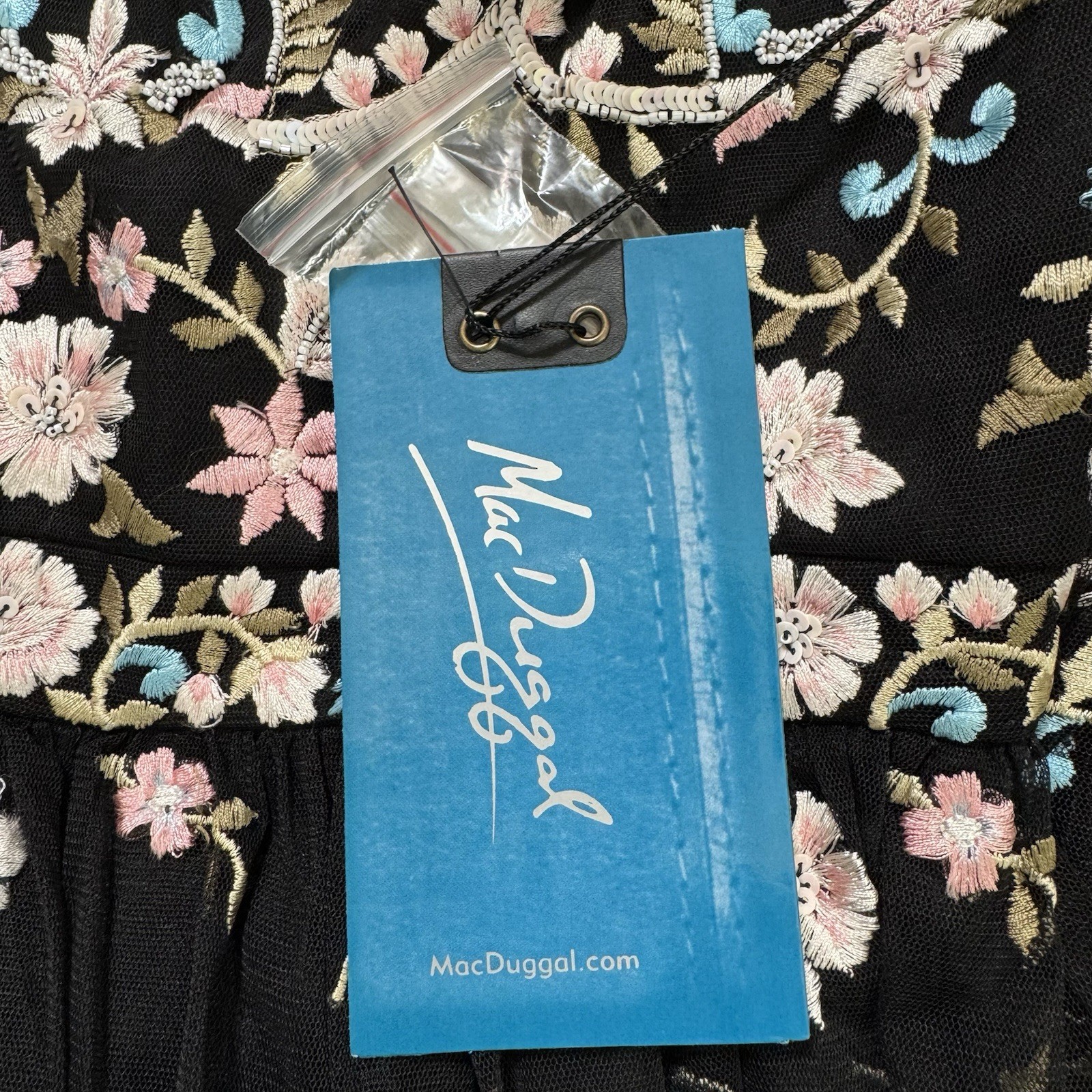 Mac Duggal 35111 Embroidered Floral Gown Black Long Bishop Sleeve Size 8 NWT