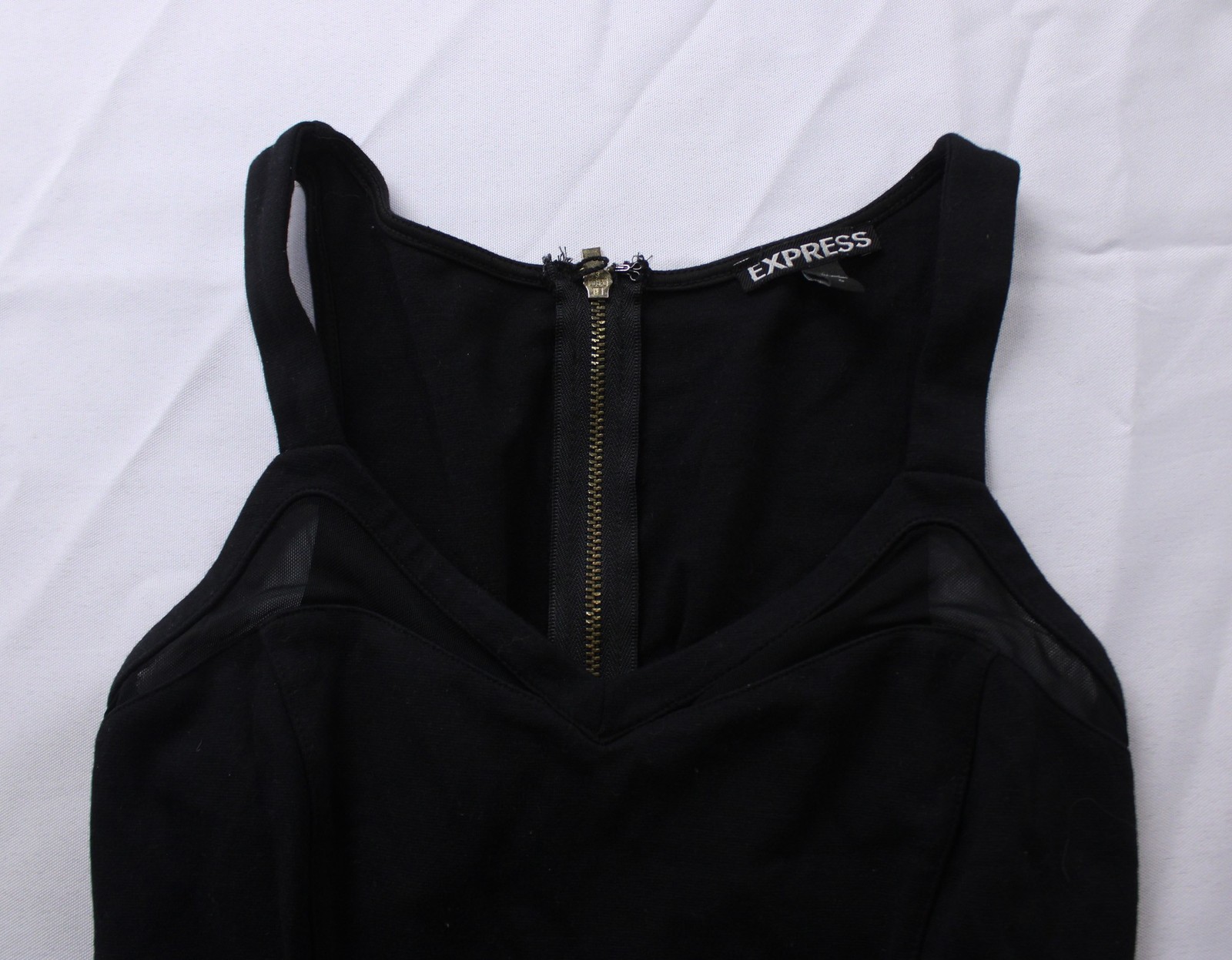 Express Women’s Mesh Detail V-Neck Solid Color Mini Dress BL1 Black Size 0