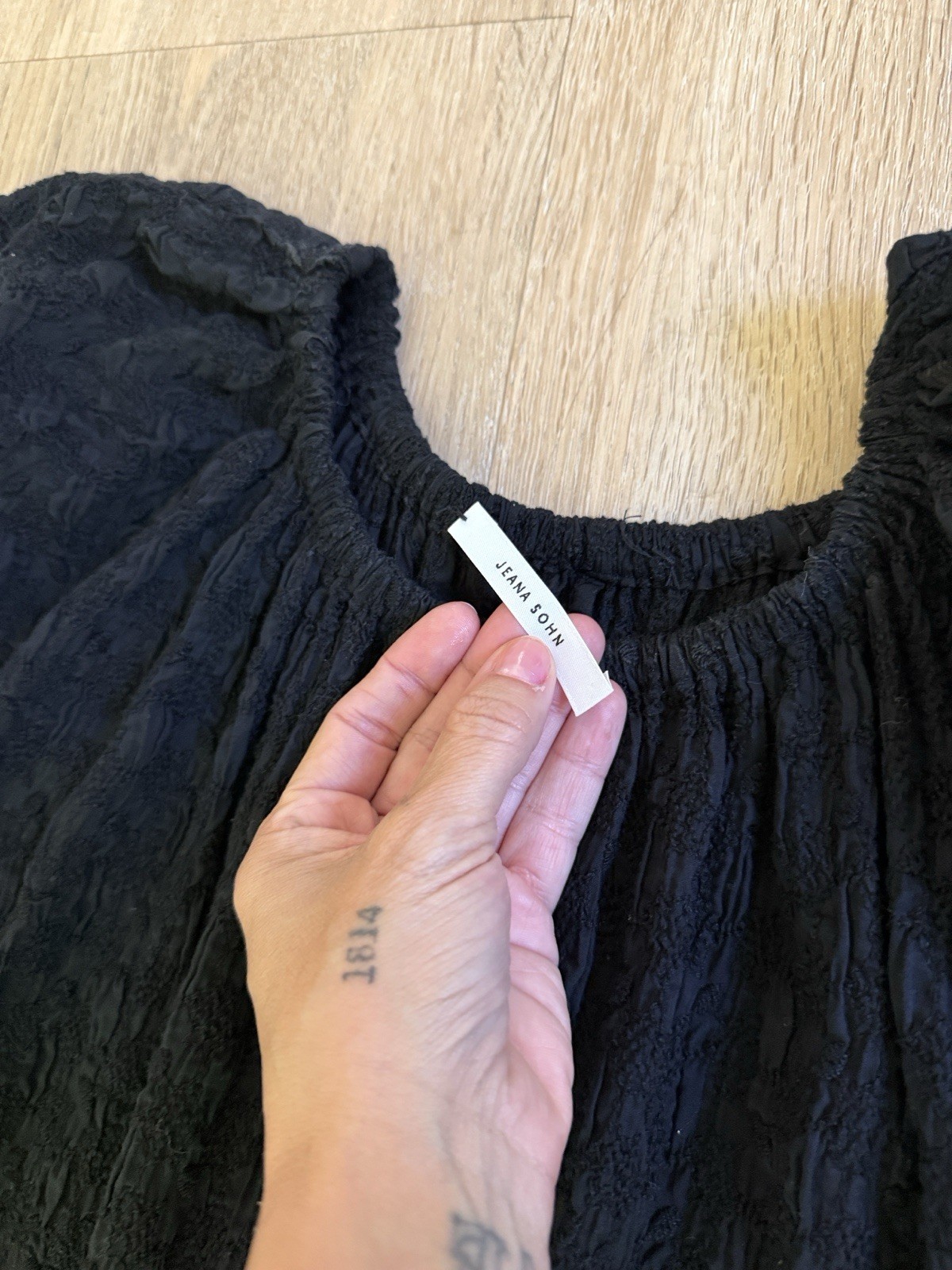 Jeana Sohn Black Textured Cap Sleeve Maxi Dress Size 1