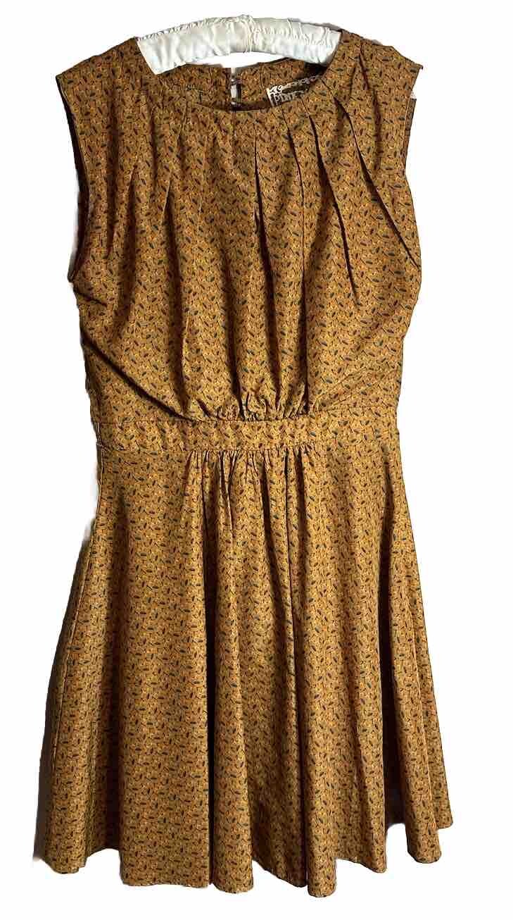 Pink Martini Women’s Sleeveless Dress Pleated Bodice/Flared Skirt Medium