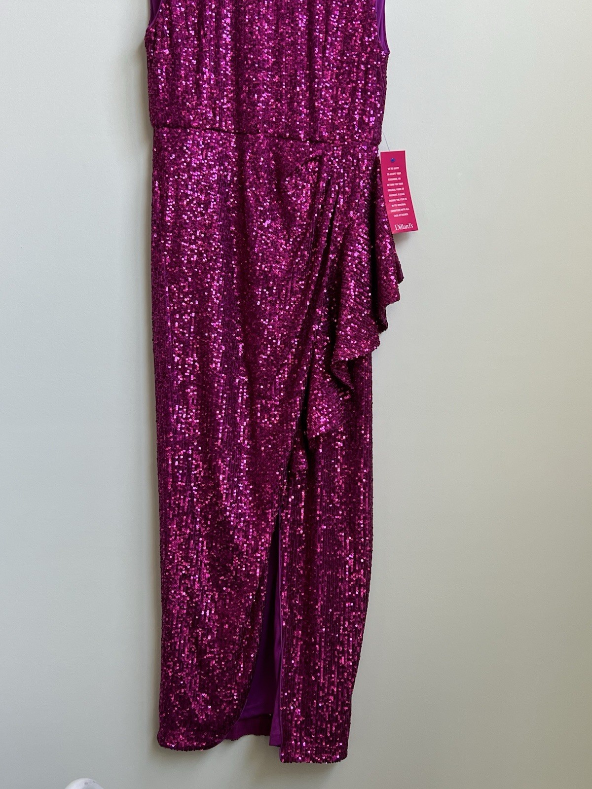 NWT Badgley Mischka Dress Size 12 Sequin Isla Cocktail Dress Pink Fuchsia Prom
