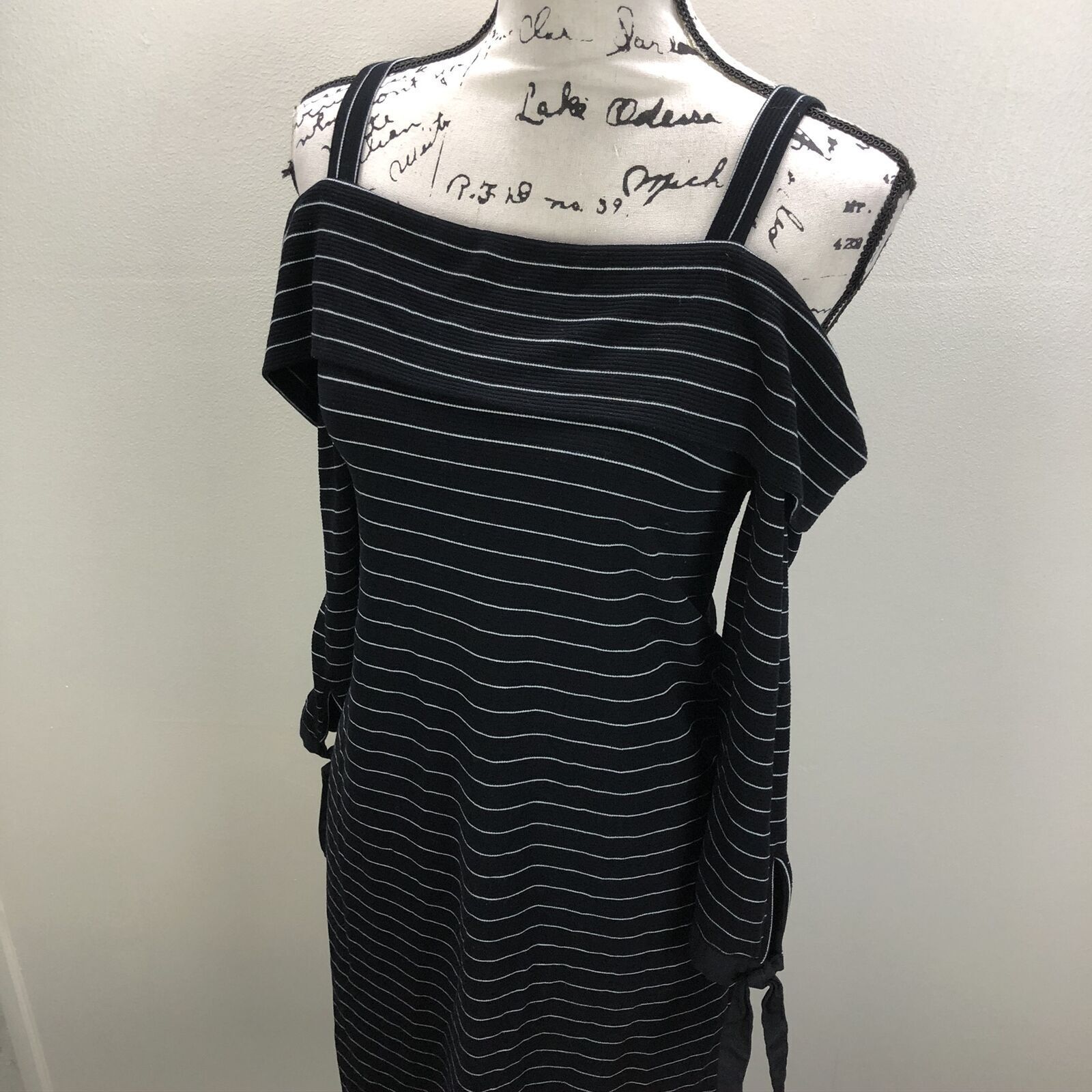 LOFT Cold Shoulder Sleeve Black Striped Casual Mini Dress Women’s Size 8