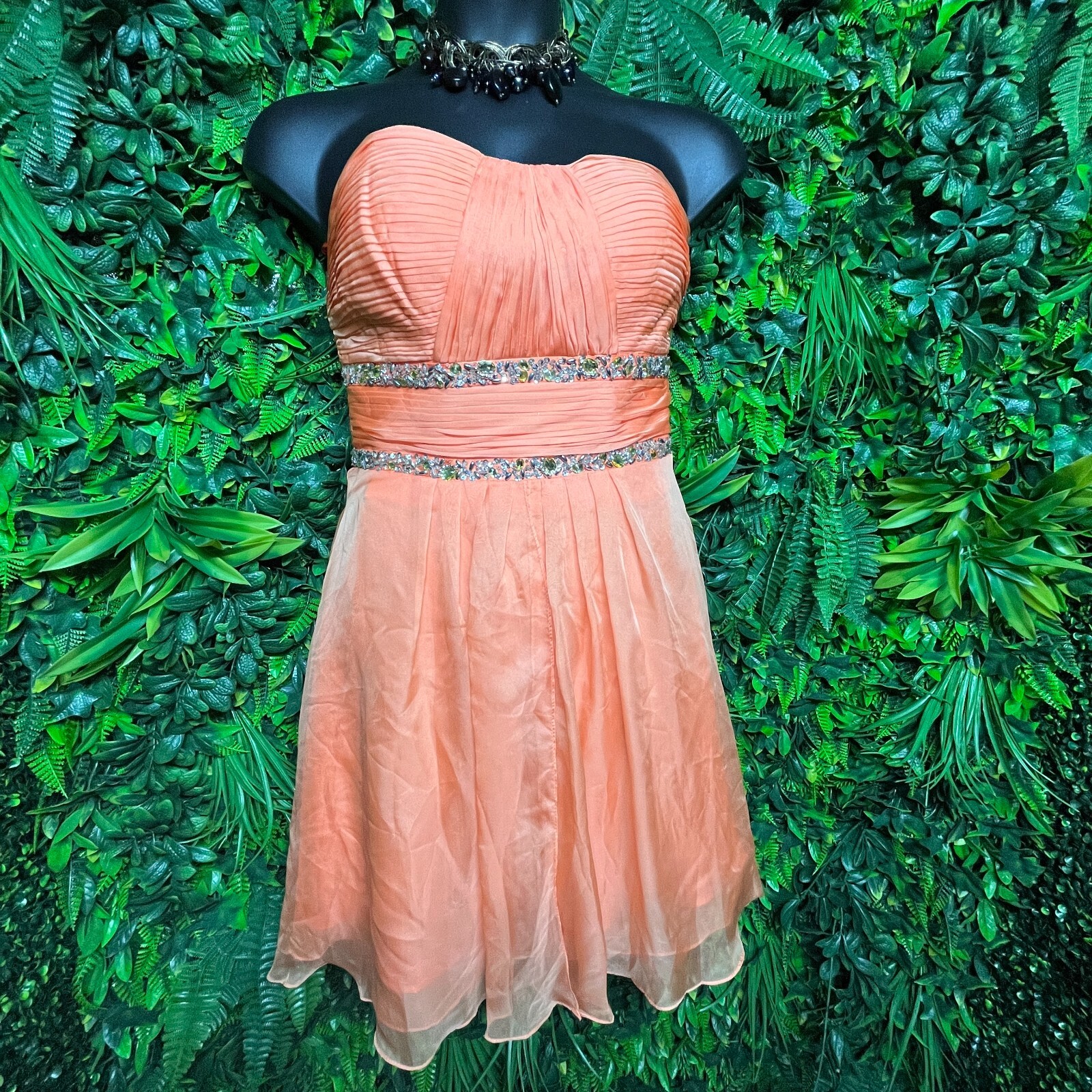 MAY QUEEN Dress 10 Peach Orange Short Formal Beaded Pleated Strapless 1067