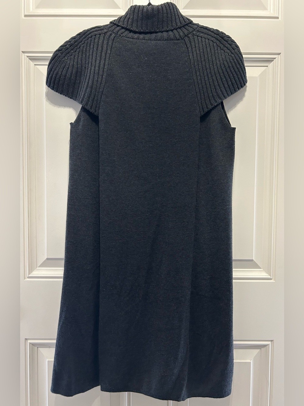 Calvin Klein Charcoal Gray Short Sleeve Turtleneck Capelet Sweater Dress Pockets