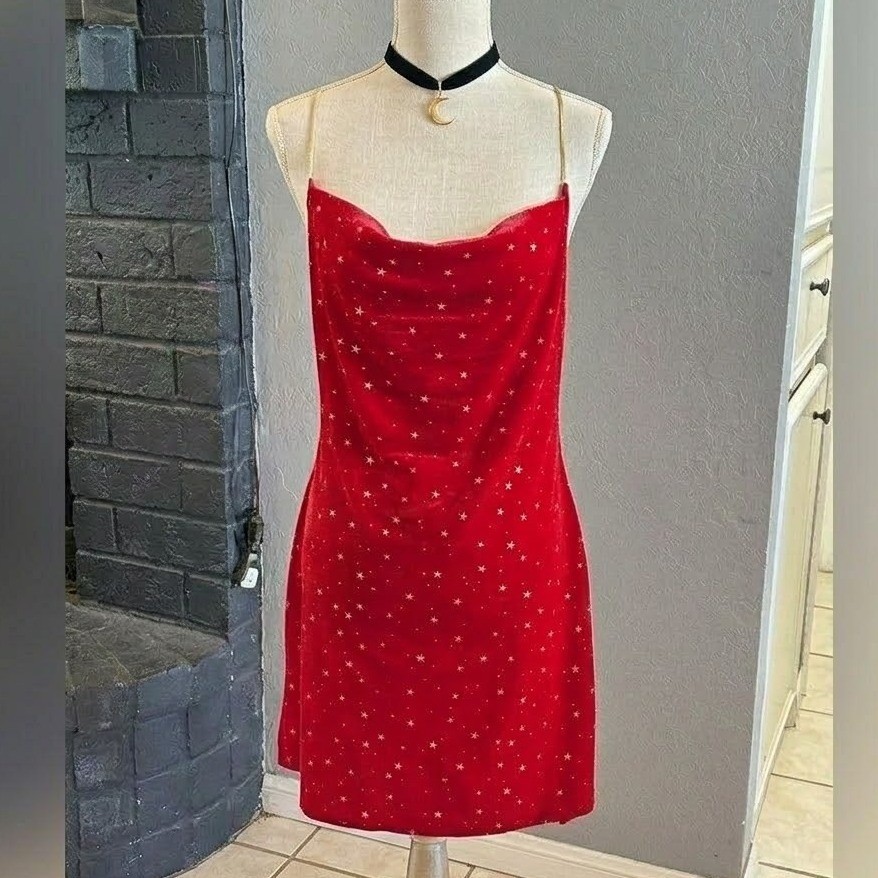 Red Velvet Star Print Mini Dress Cowl Neck Gold Chain Straps XL